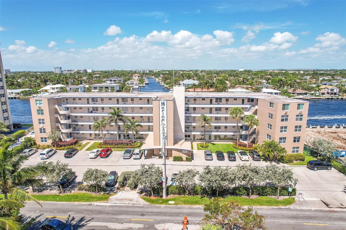 401 N Riverside Dr 108