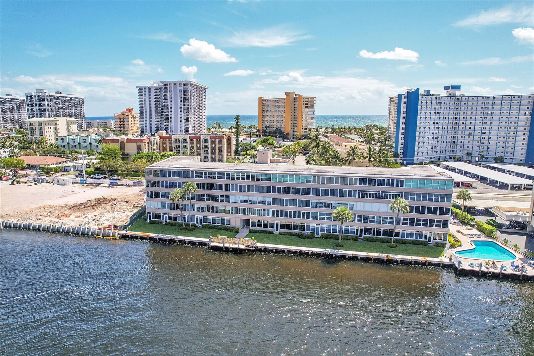 401 N Riverside Dr 108