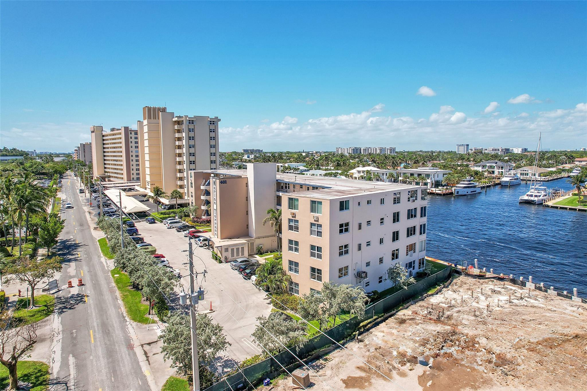 401 N Riverside Dr 108