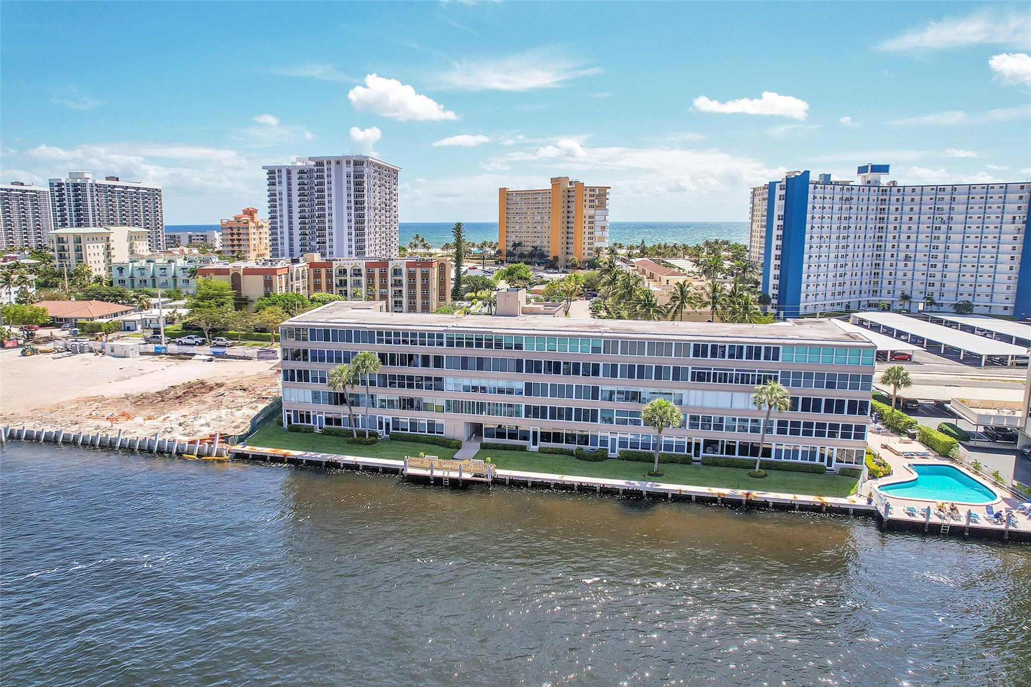 401 N Riverside Dr 108