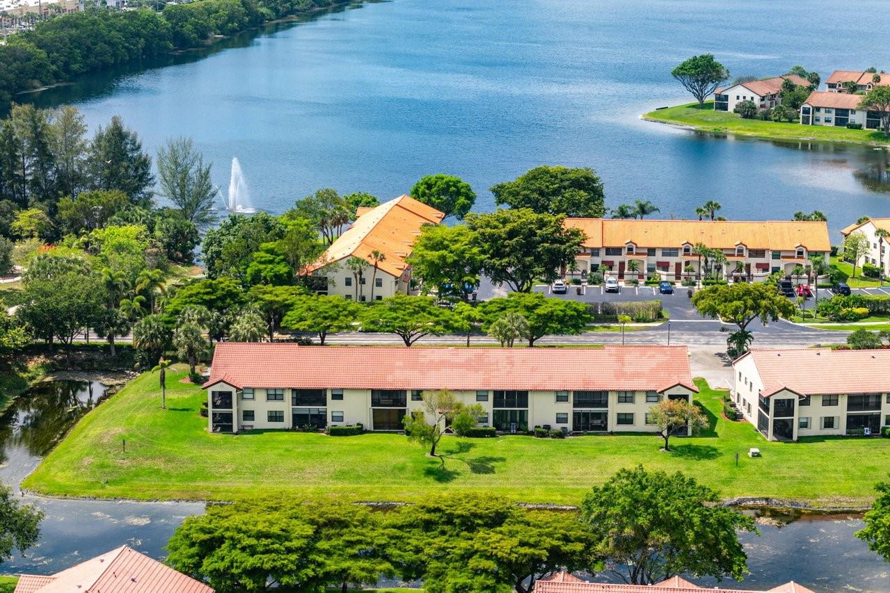 801 Freedom Ct 801