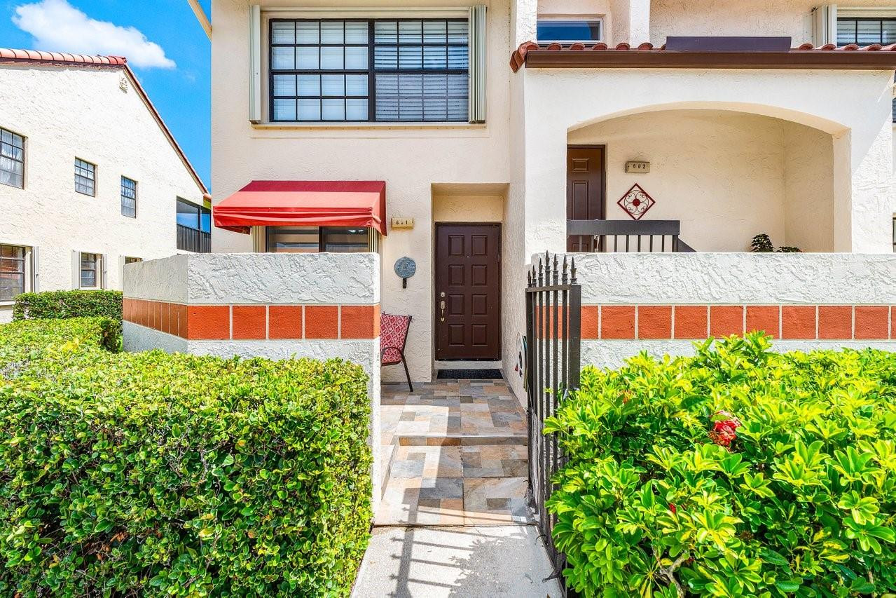 801 Freedom Ct 801