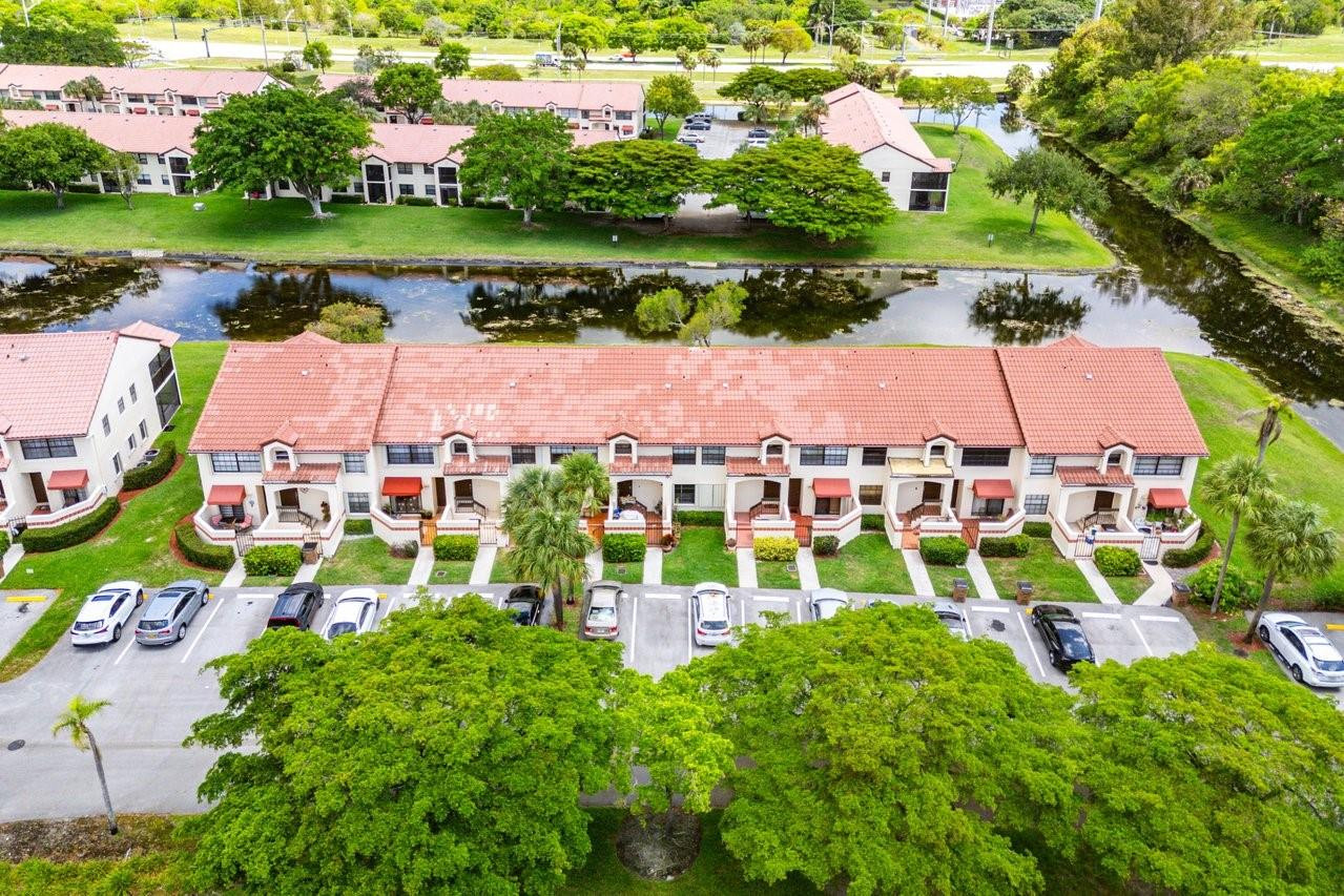 801 Freedom Ct 801
