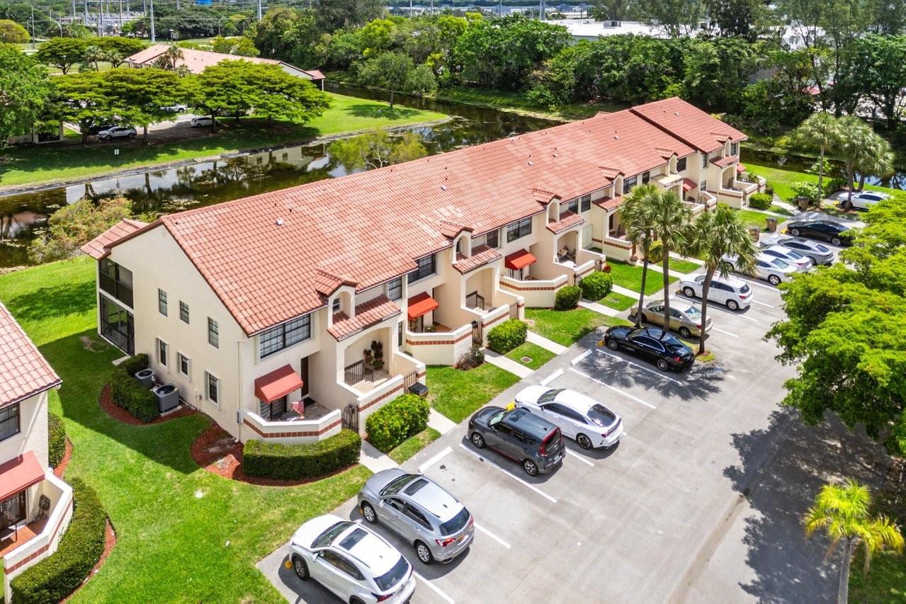 801 Freedom Ct 801