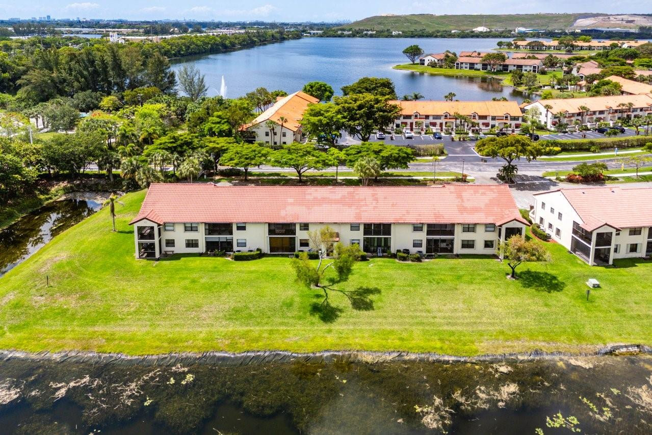 801 Freedom Ct 801