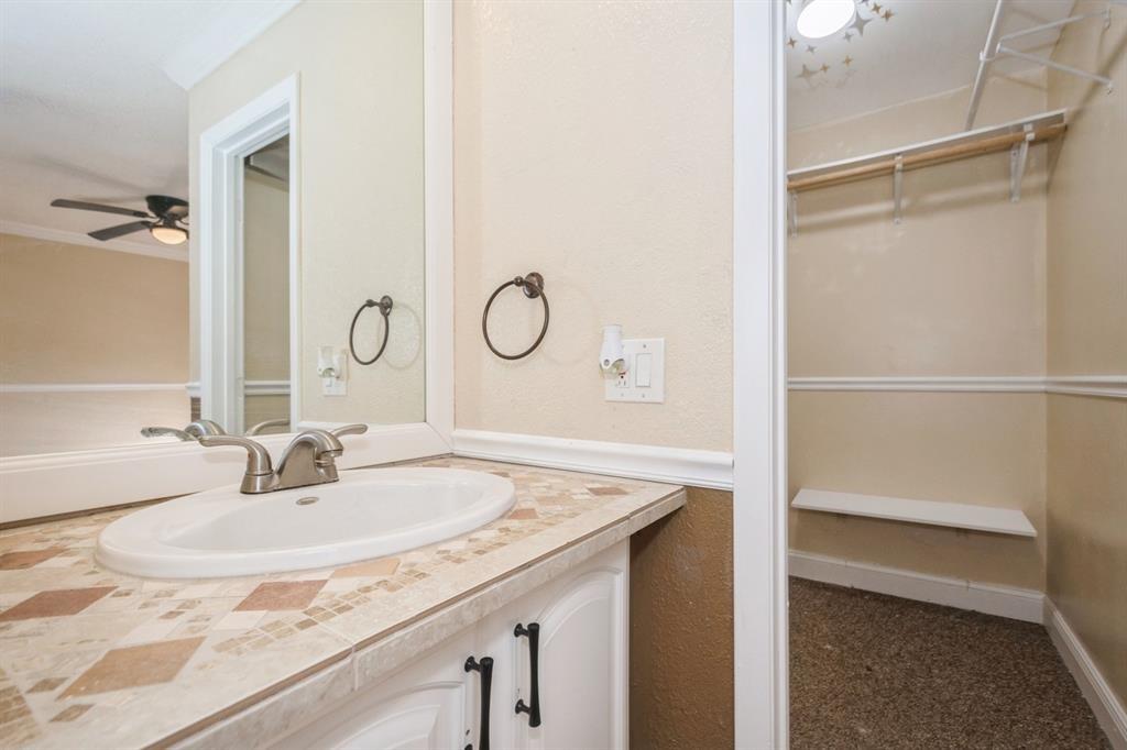 829 NW 47th St