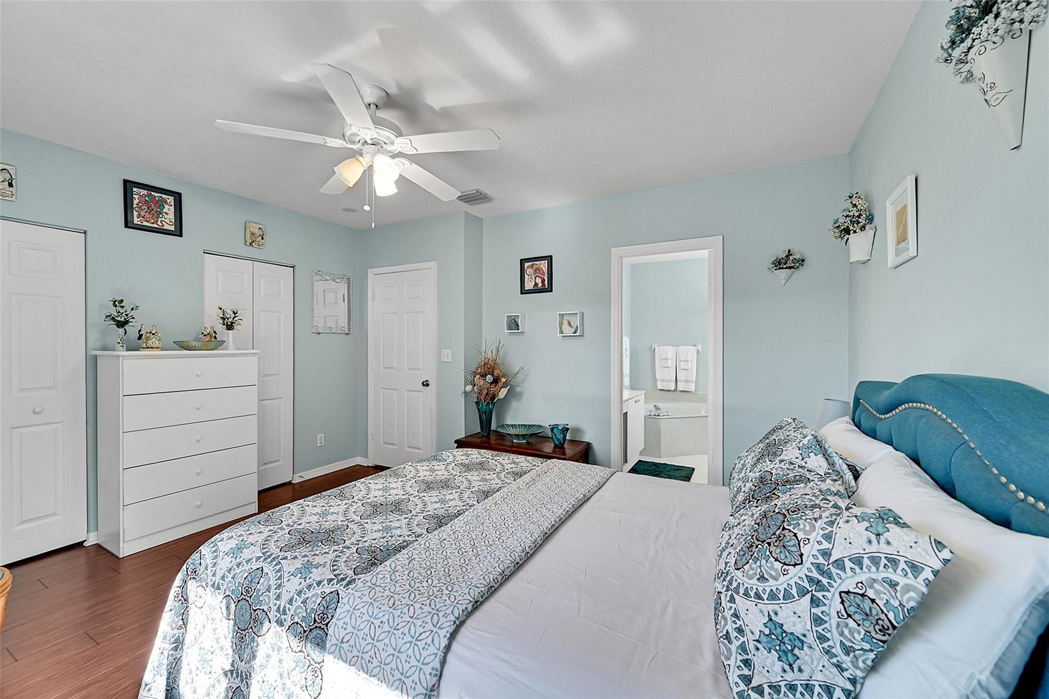 3432 NW 112th Ter