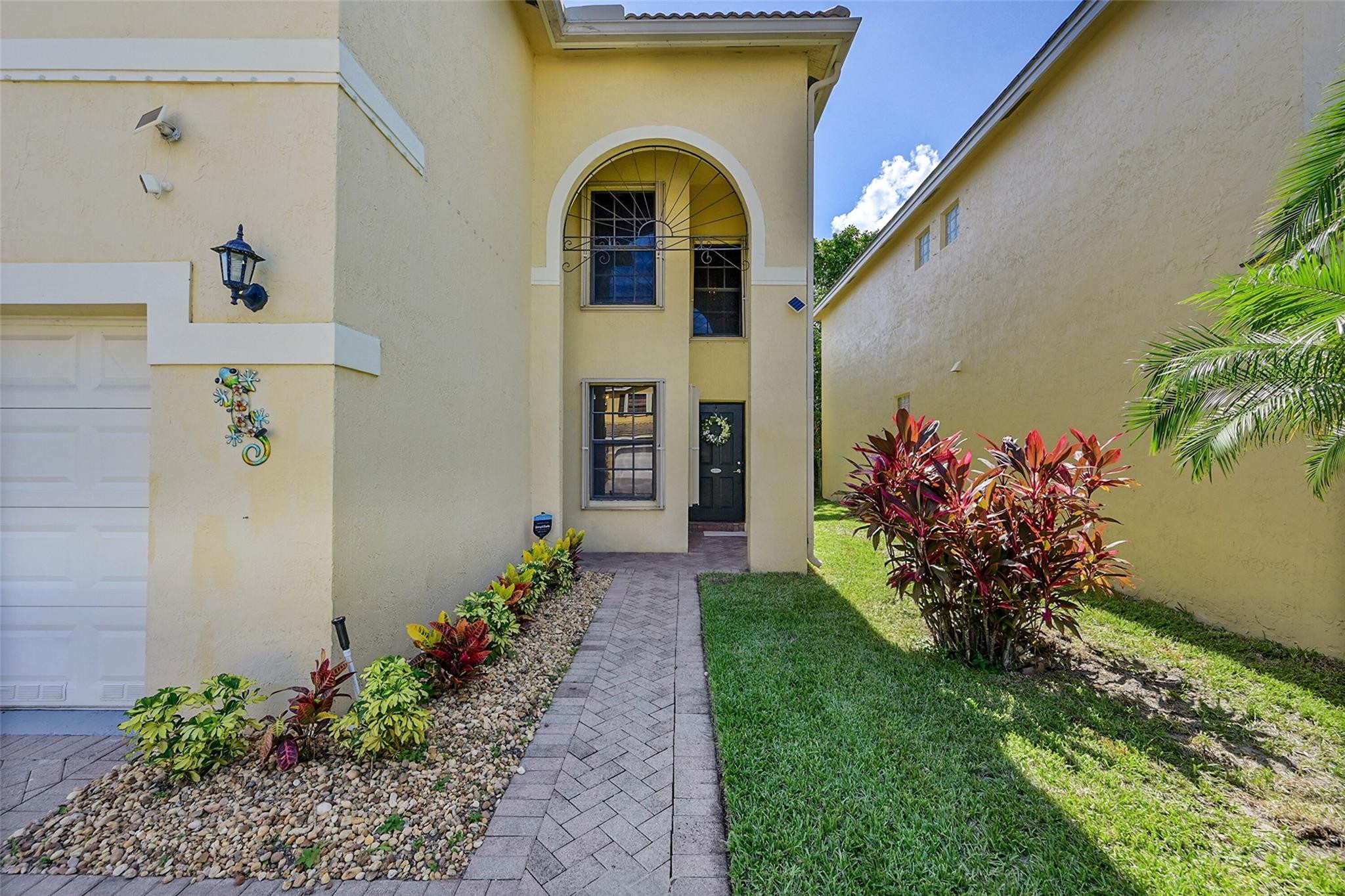 3432 NW 112th Ter