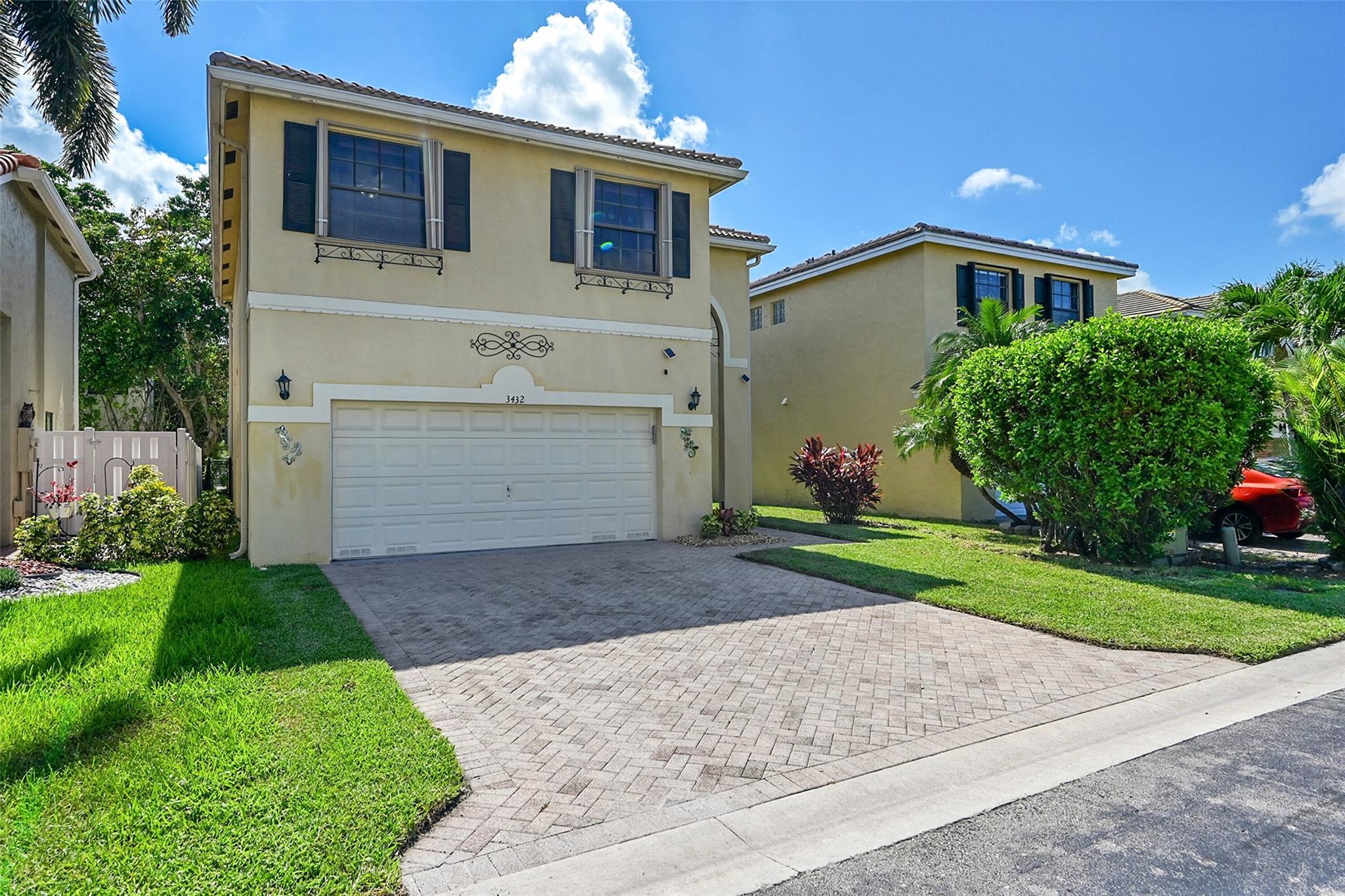 3432 NW 112th Ter