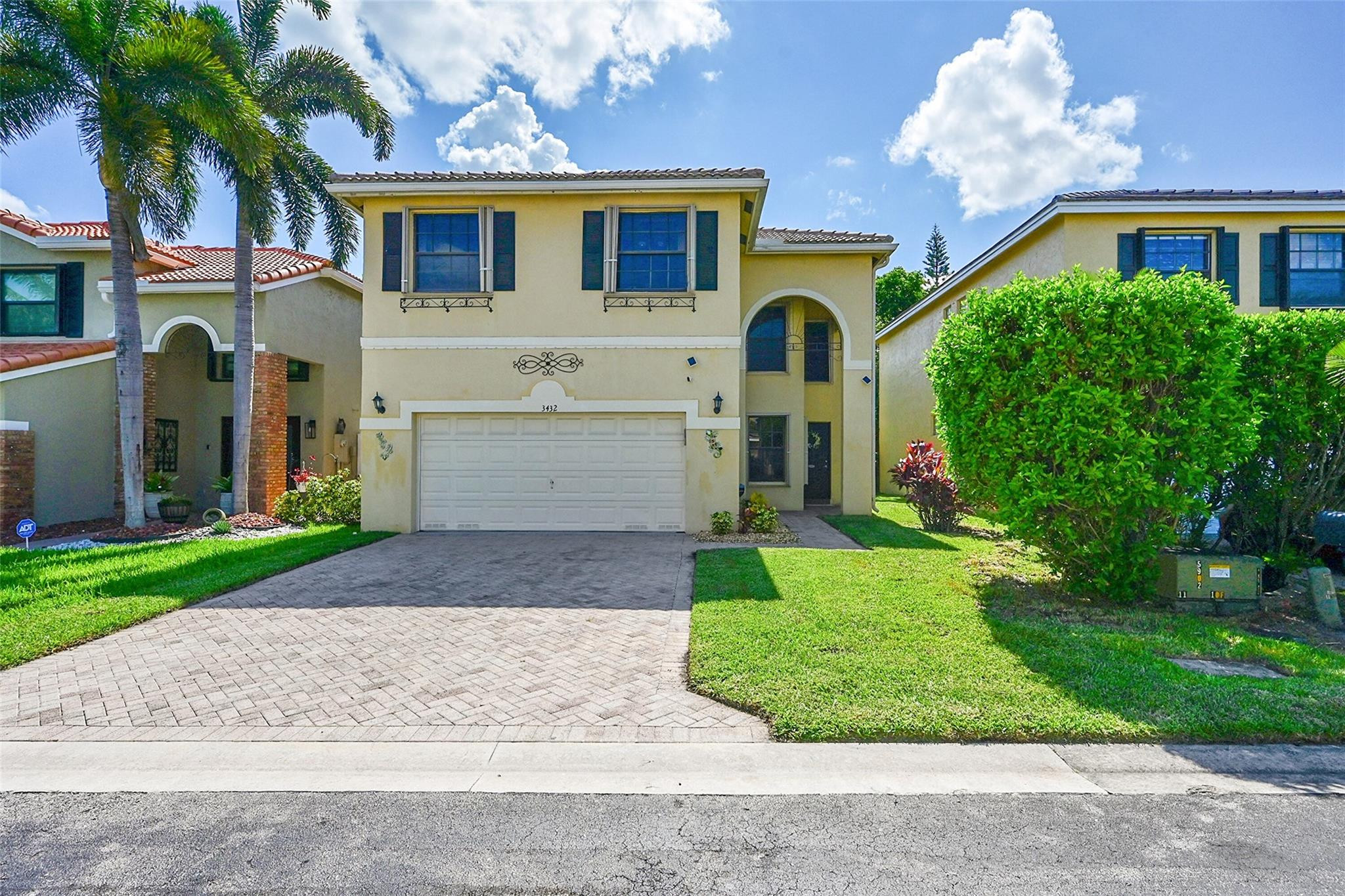 3432 NW 112th Ter