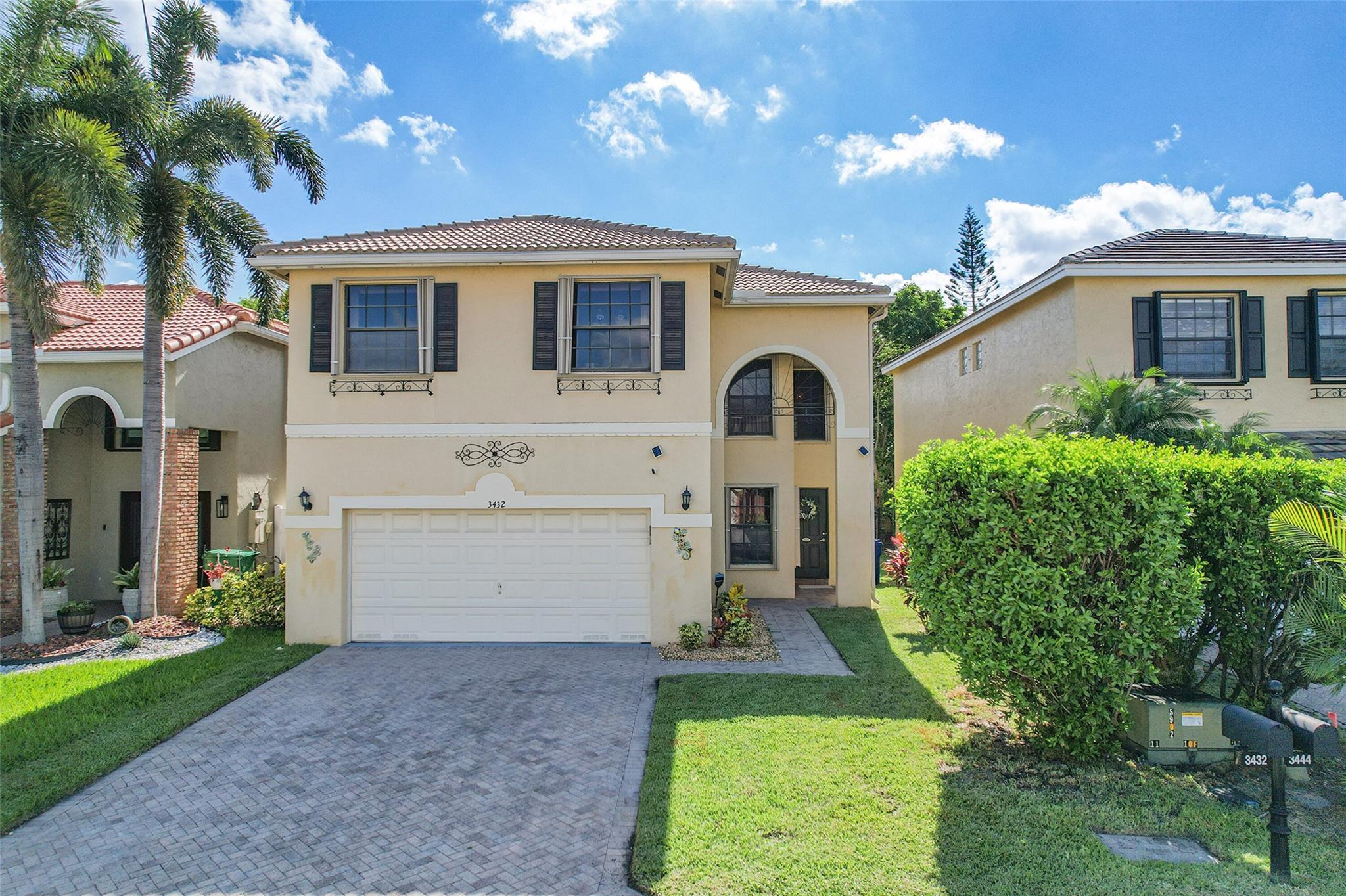 3432 NW 112th Ter