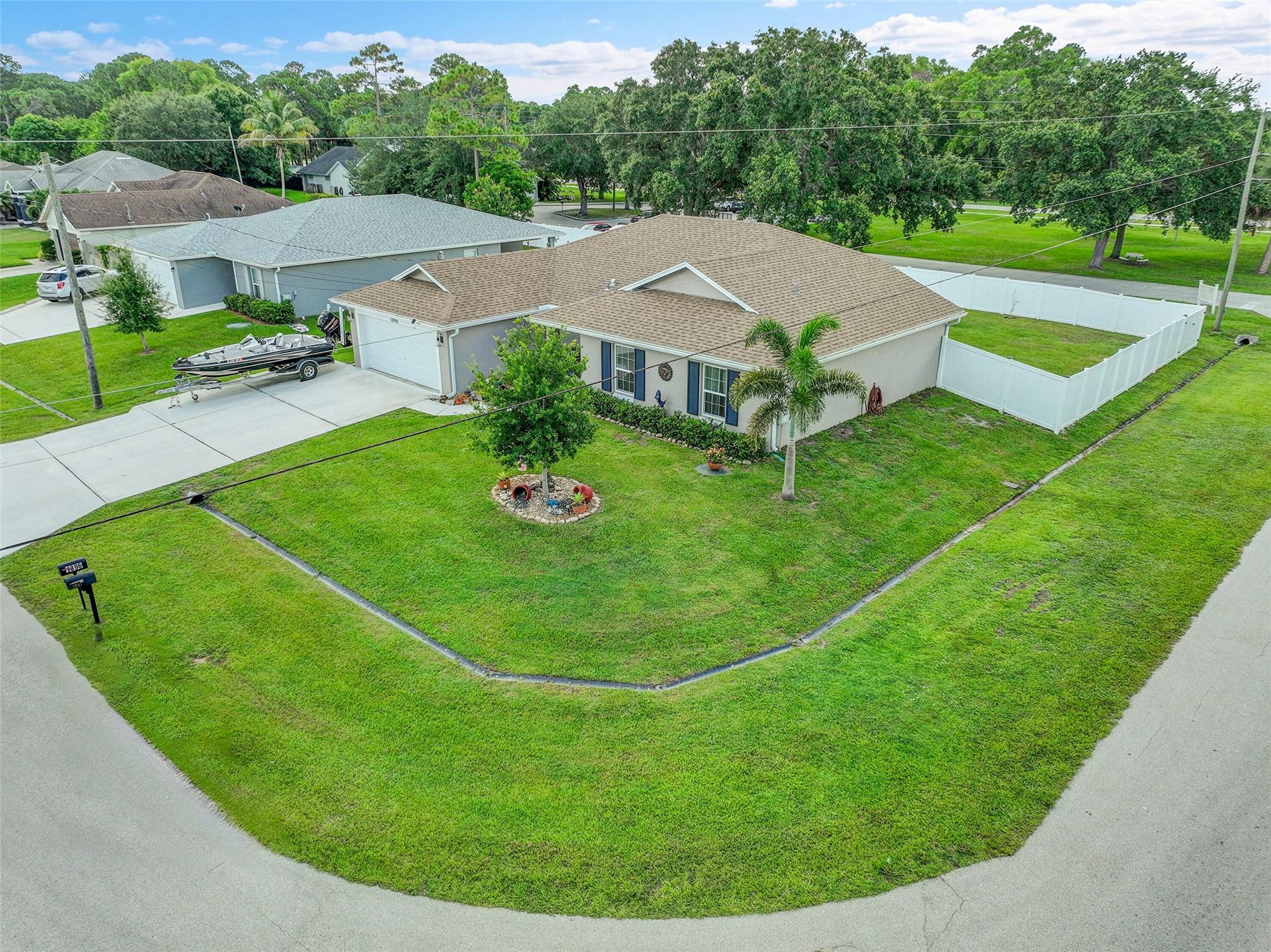 1896 SW Kimberly Ave