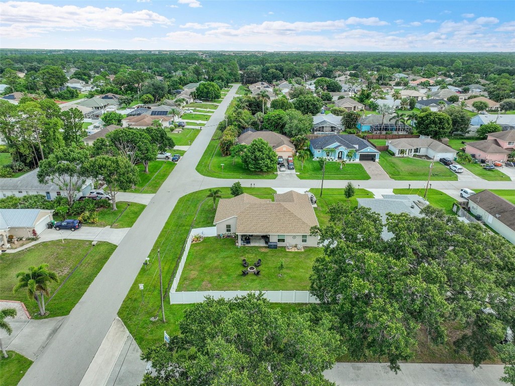 1896 SW Kimberly Ave