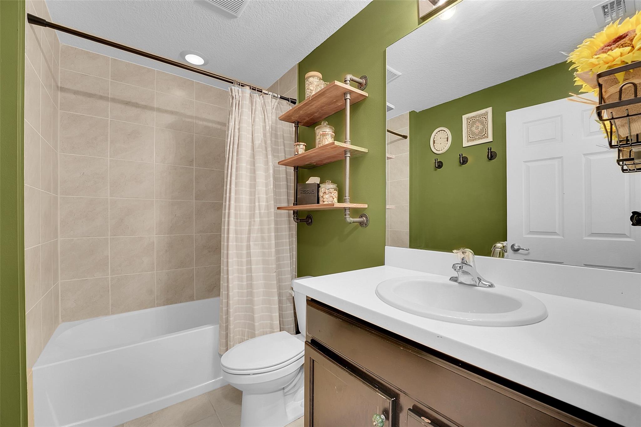 1896 SW Kimberly Ave