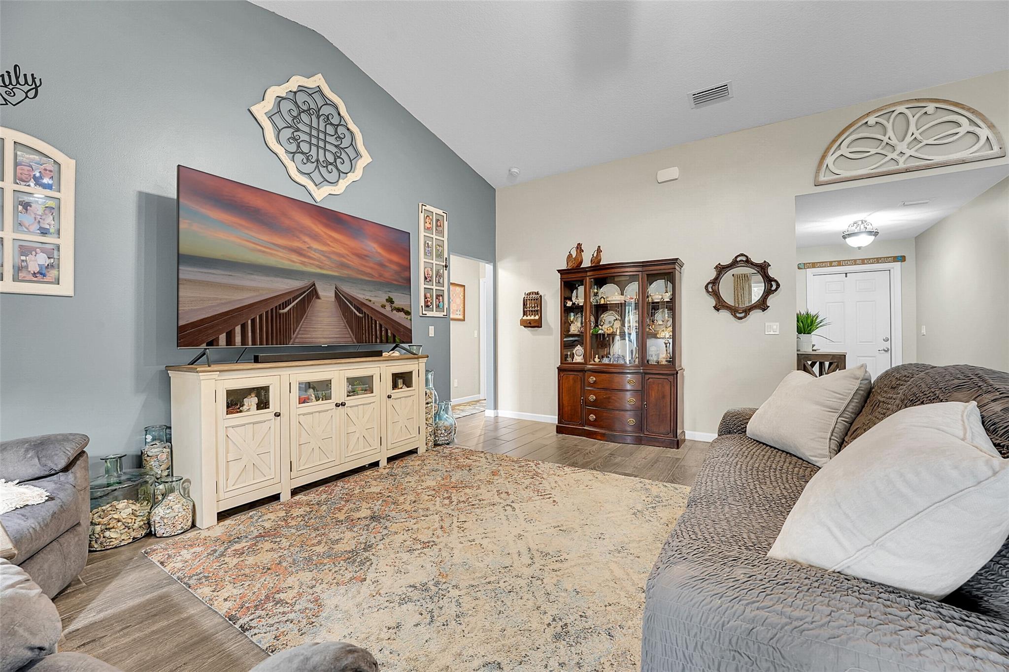 1896 SW Kimberly Ave