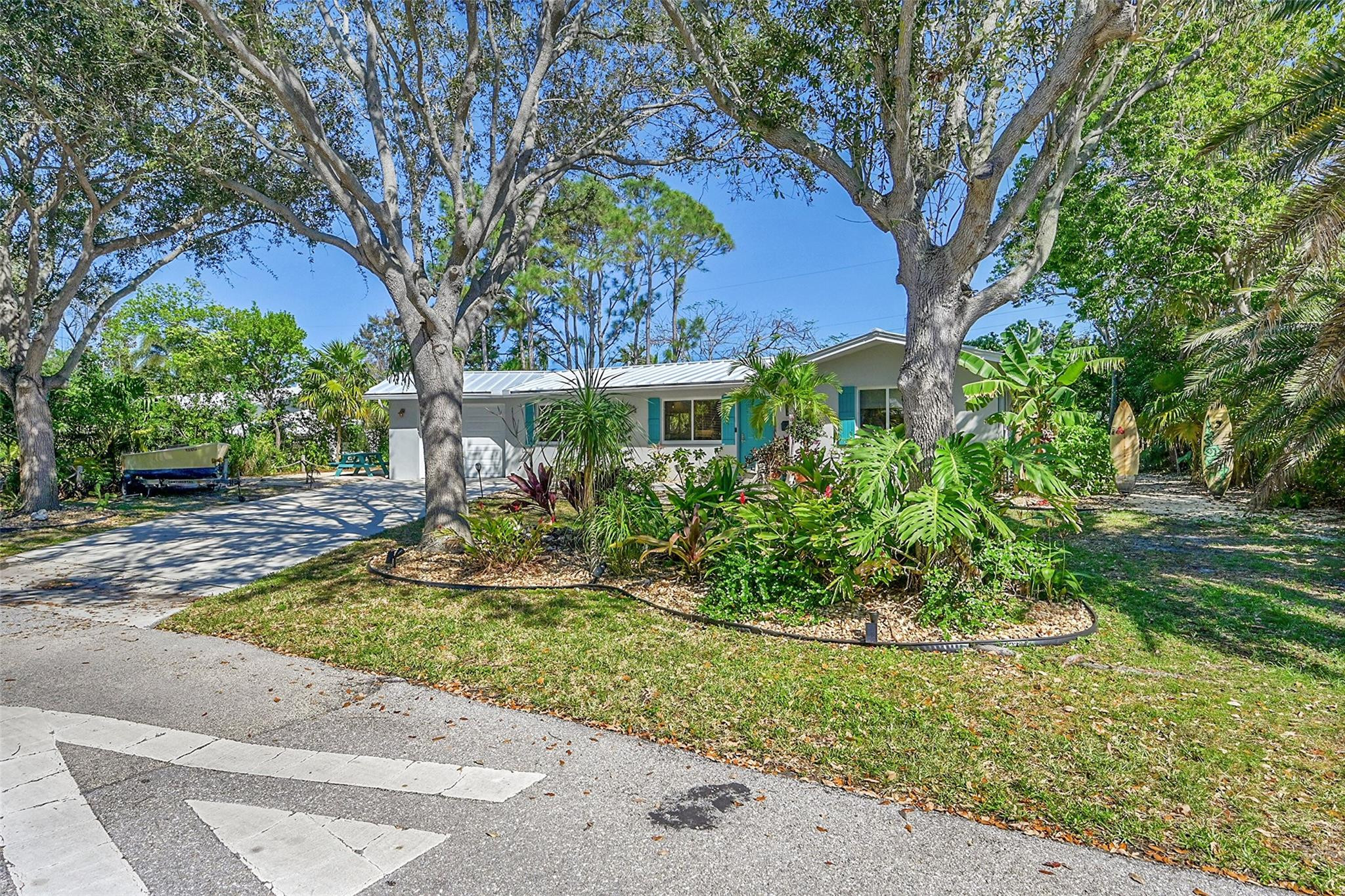 1240 NE 27th Ave