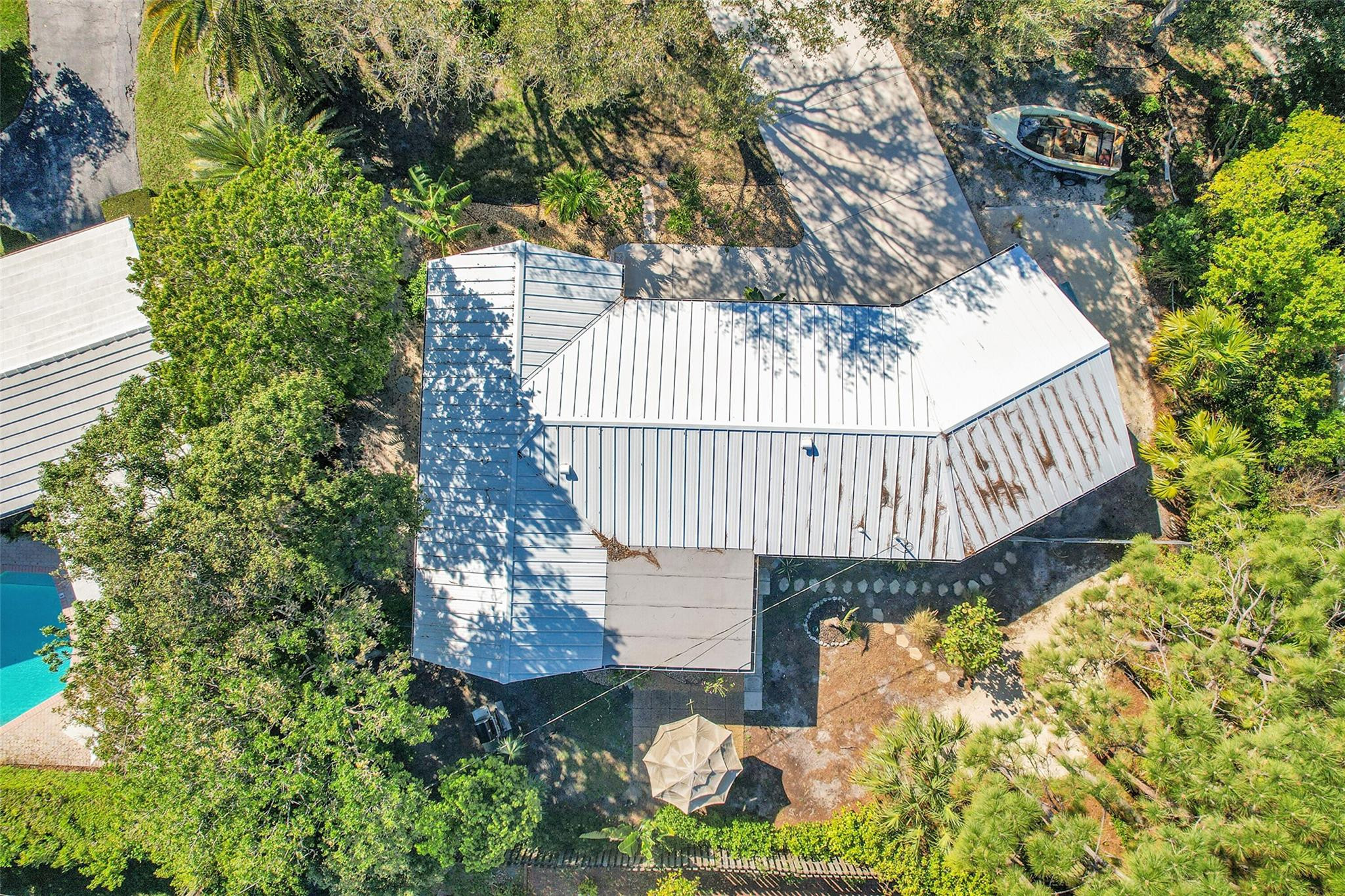1240 NE 27th Ave
