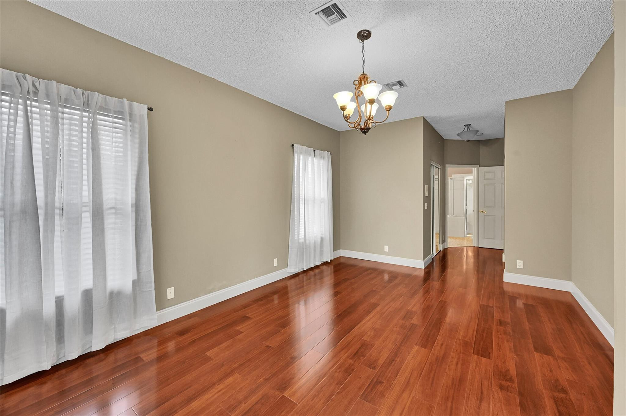 6384 NW 43 Terrace