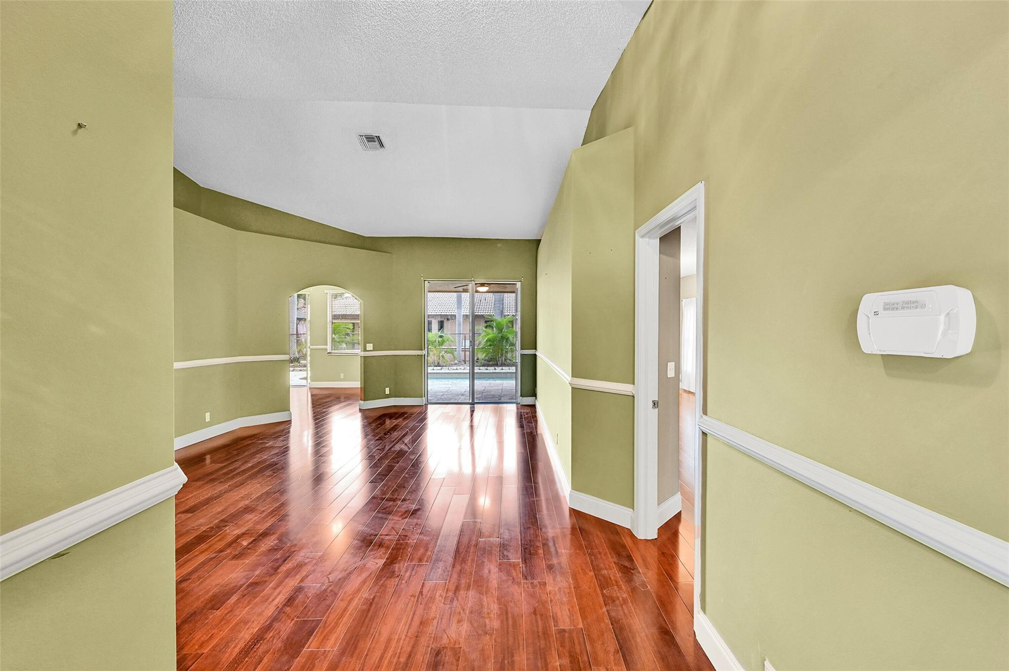 6384 NW 43 Terrace