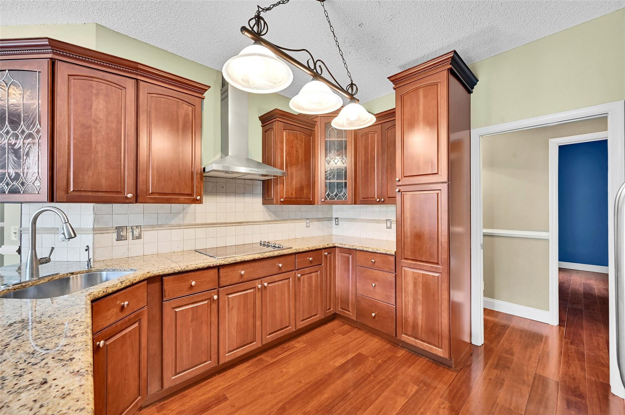 6384 NW 43 Terrace