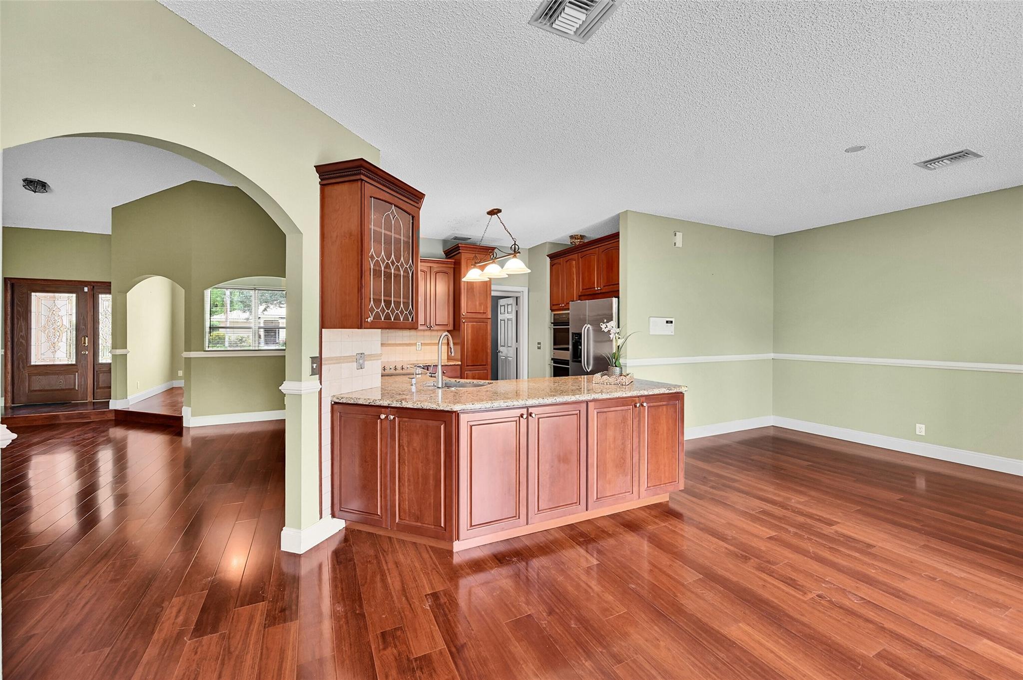 6384 NW 43 Terrace