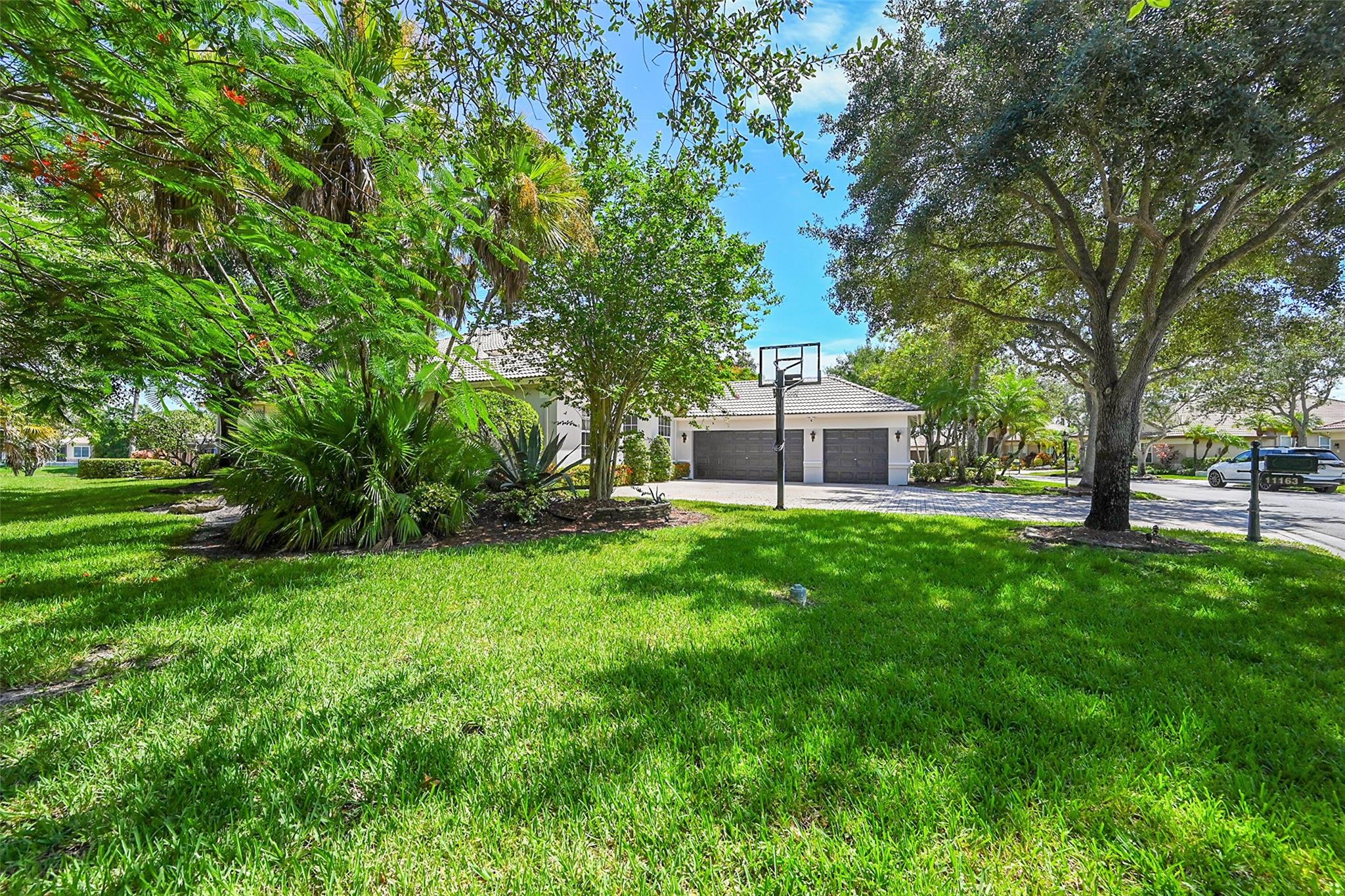 11163 NW 69th Pl