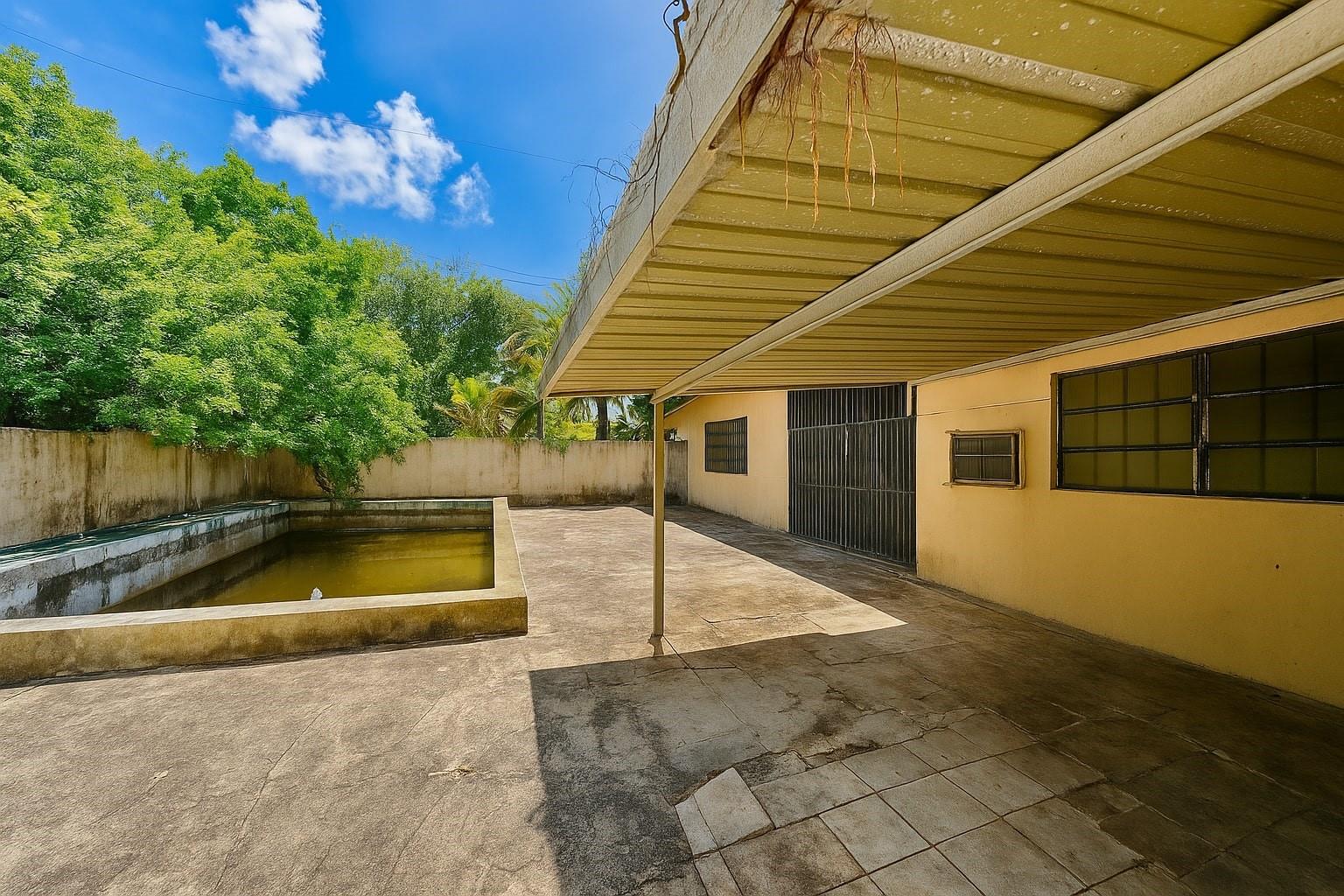 2115 NW 129th St