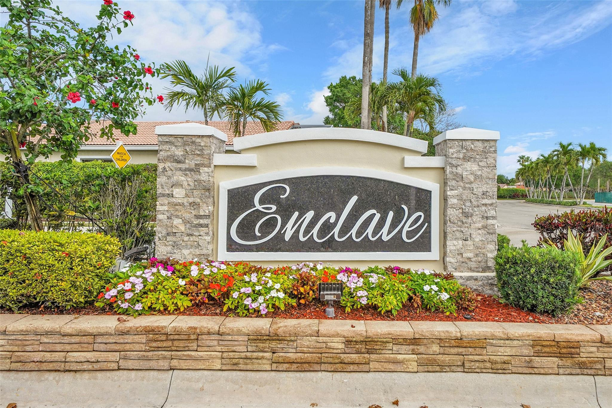 11600 NW 52nd Ct