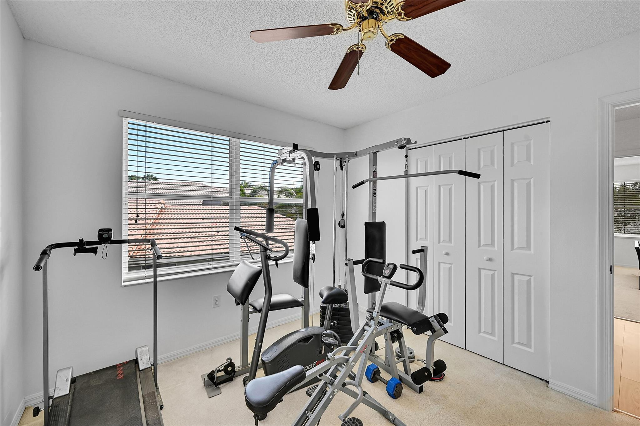 11600 NW 52nd Ct