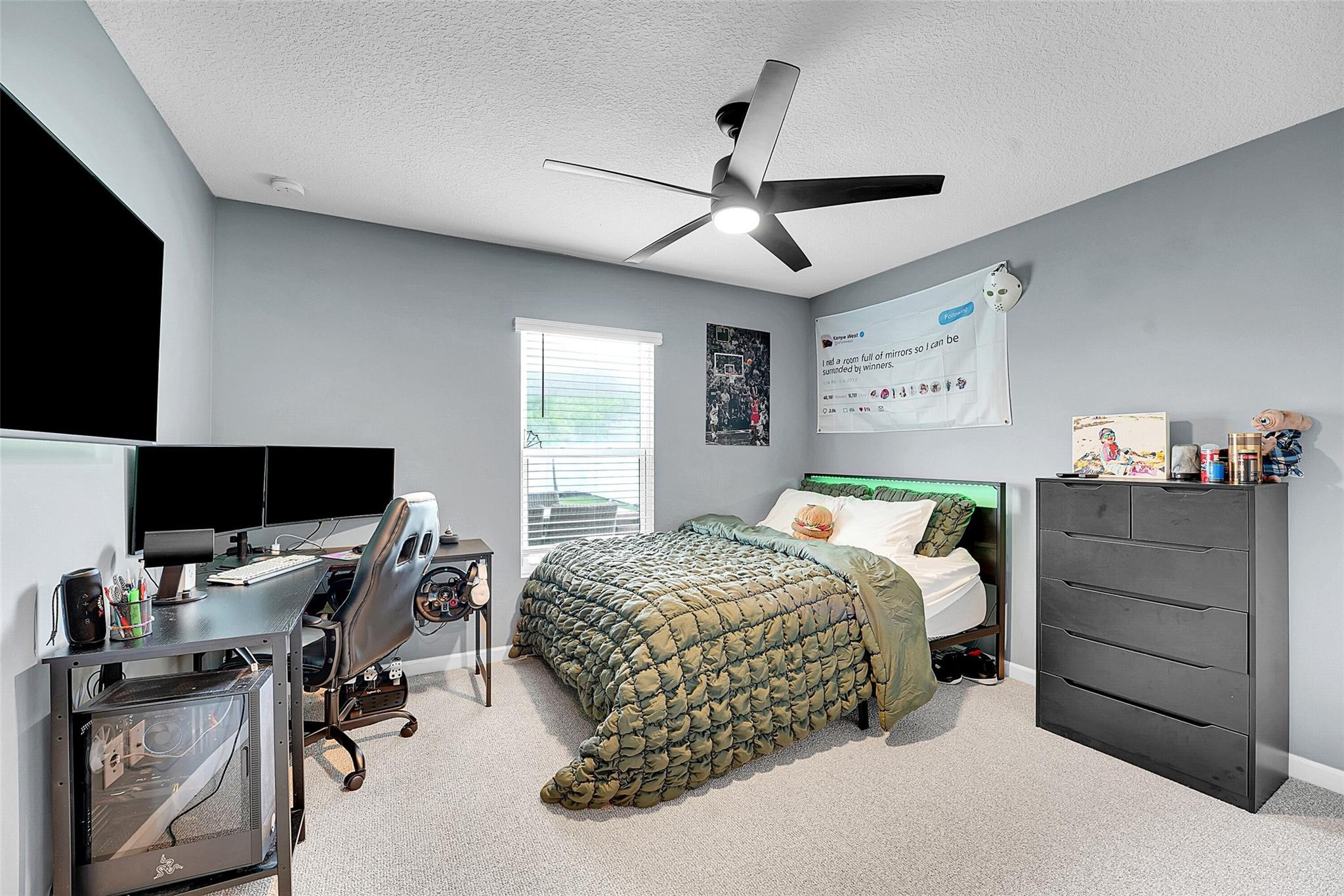 1129 SW Arc Ct