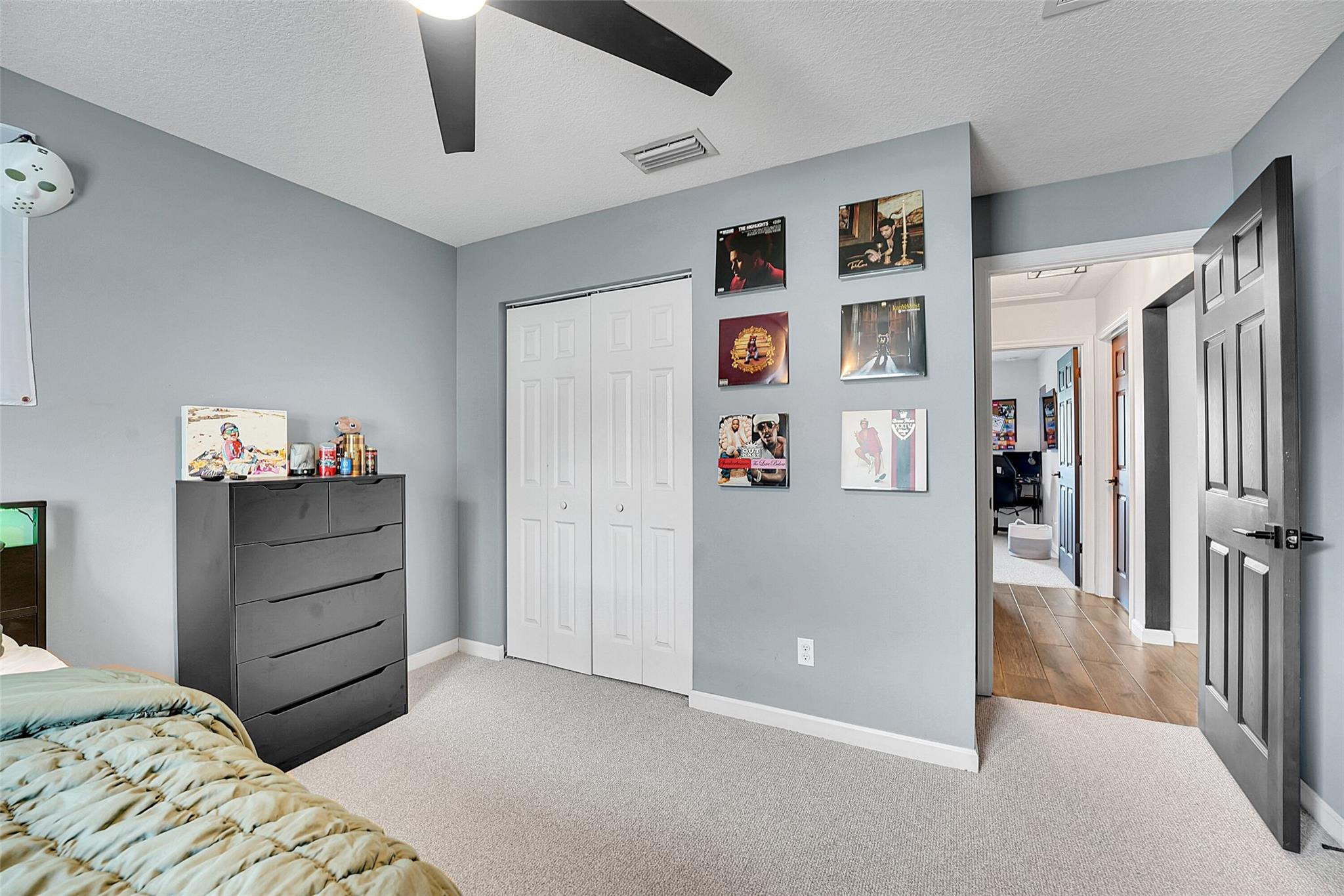 1129 SW Arc Ct