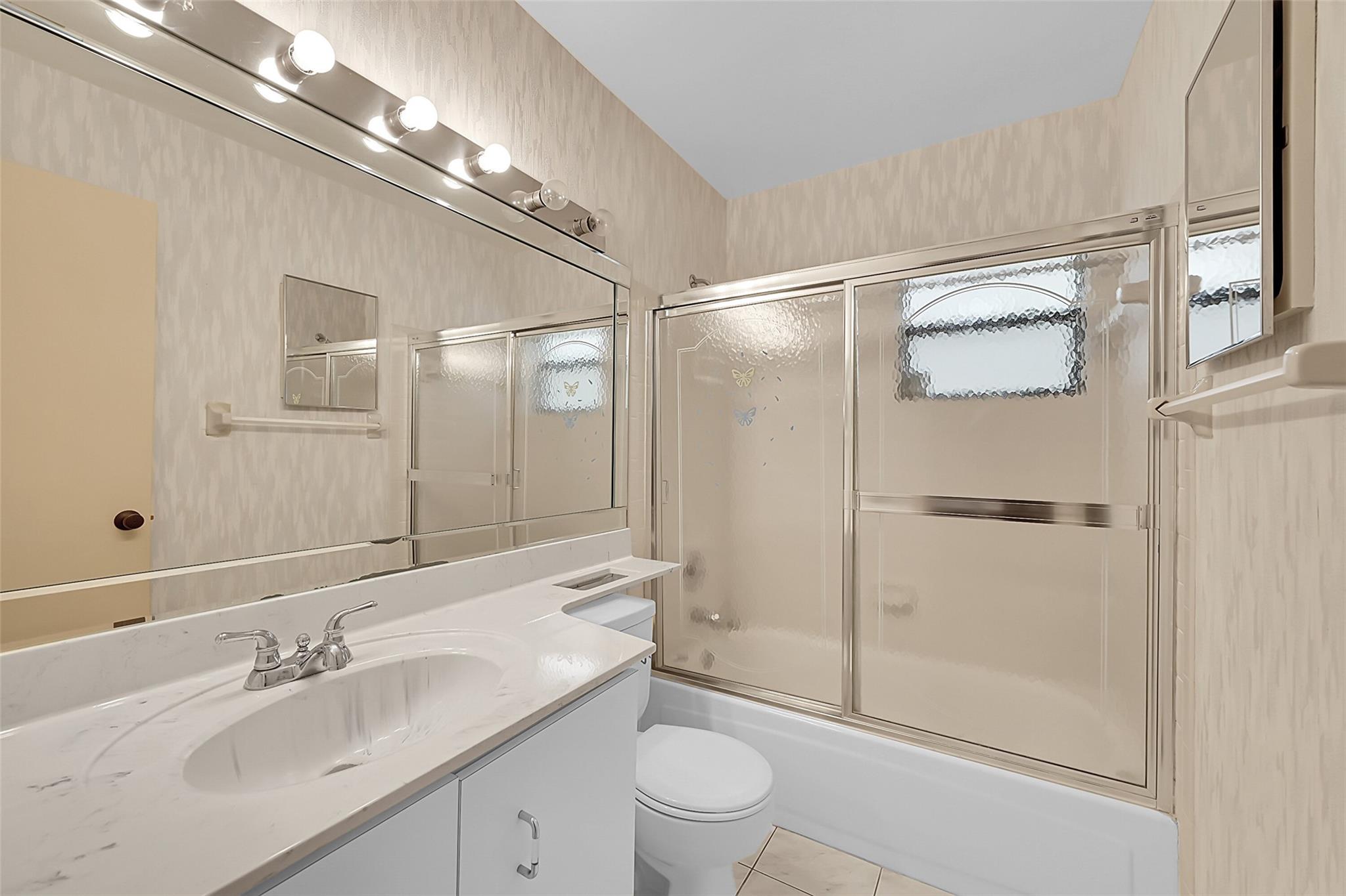 3587 NW 35th St 1635