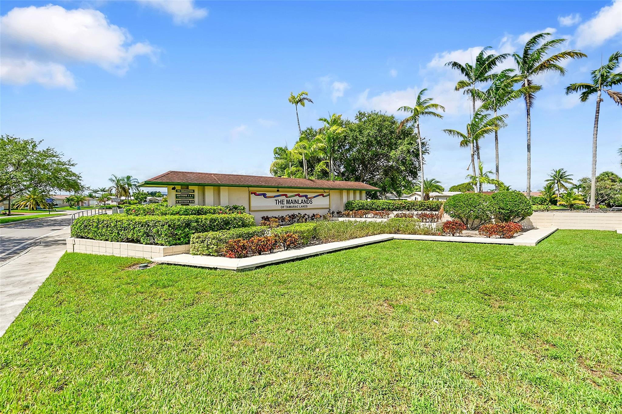 4706 NW 43rd Ter