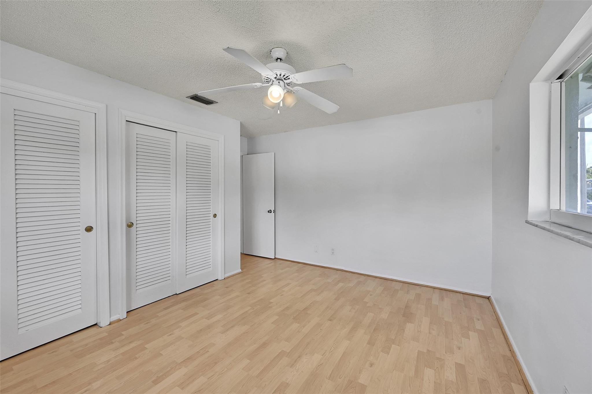 4706 NW 43rd Ter