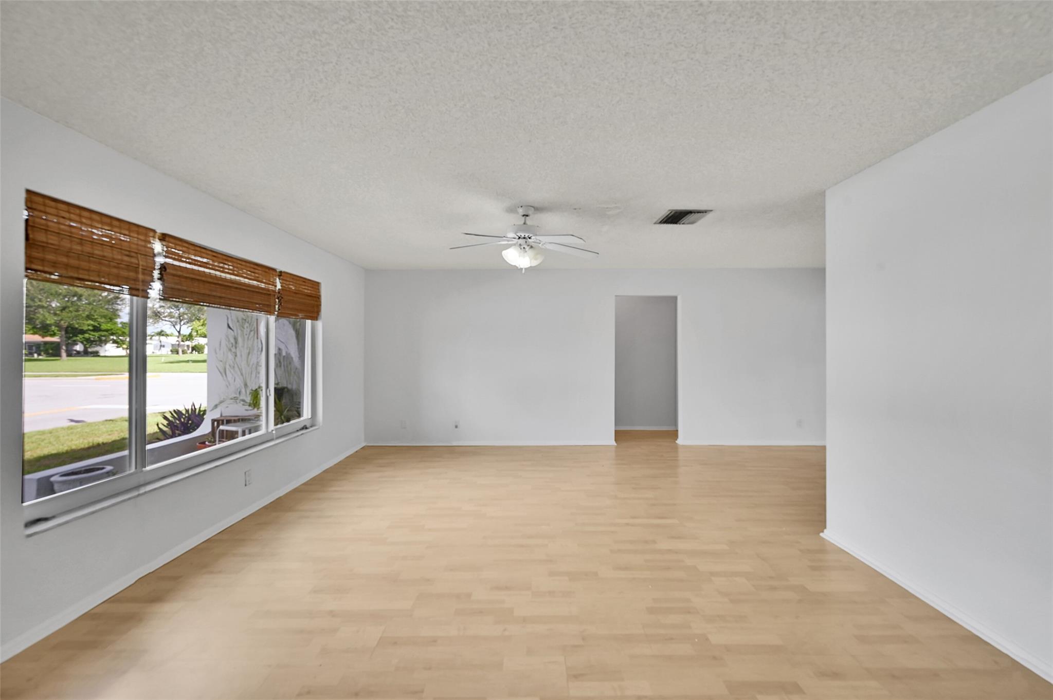 4706 NW 43rd Ter