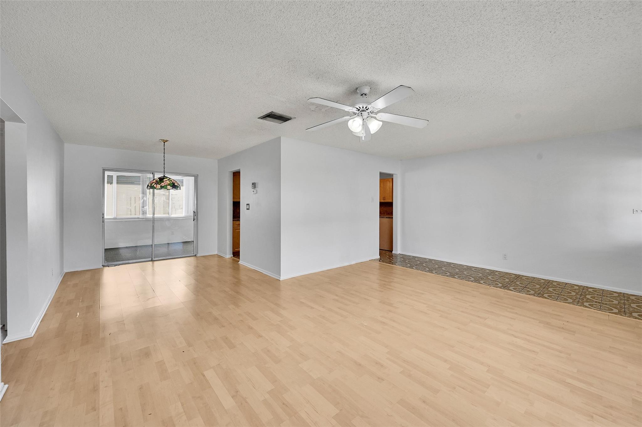 4706 NW 43rd Ter