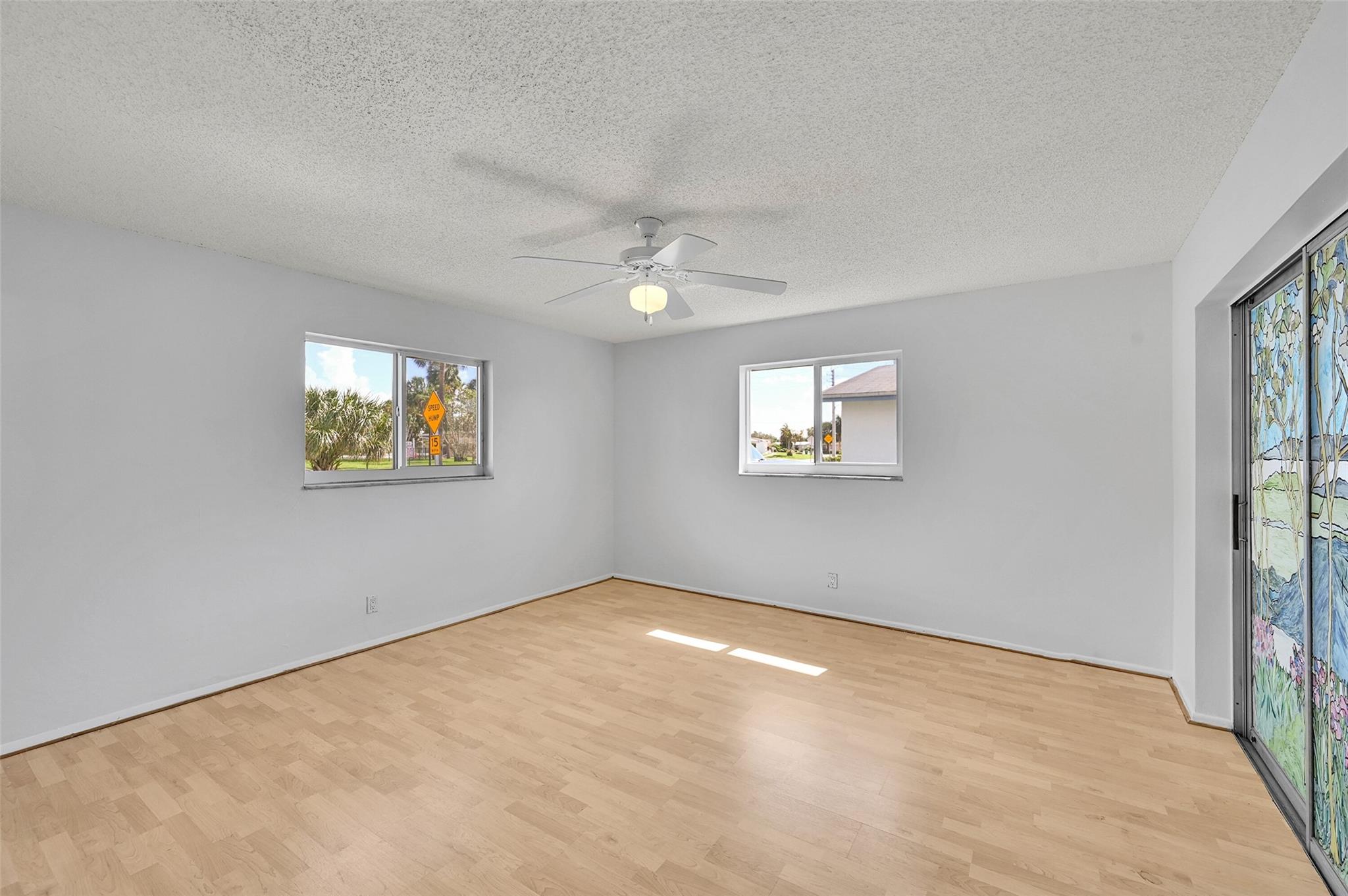 4706 NW 43rd Ter