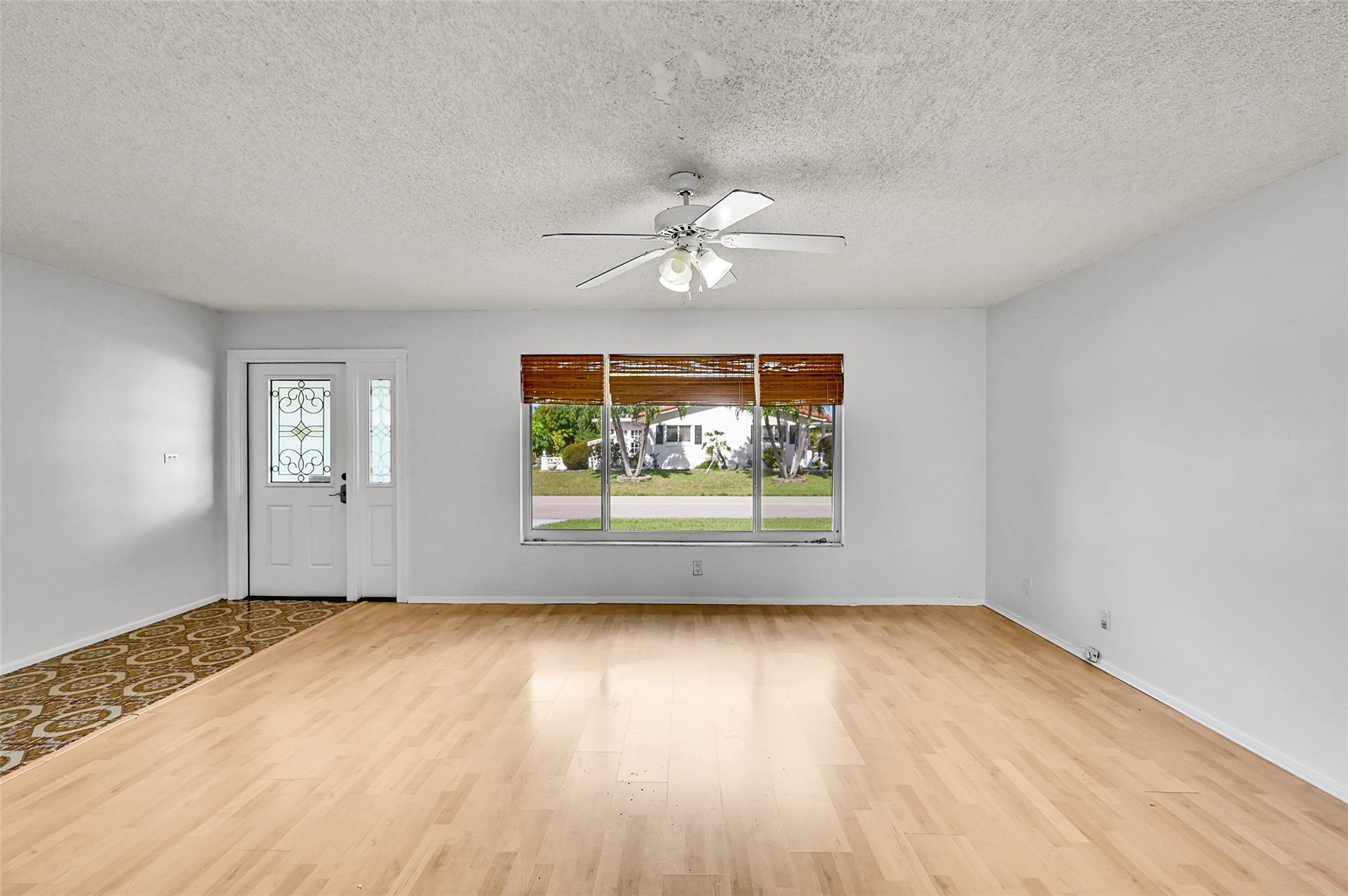 4706 NW 43rd Ter