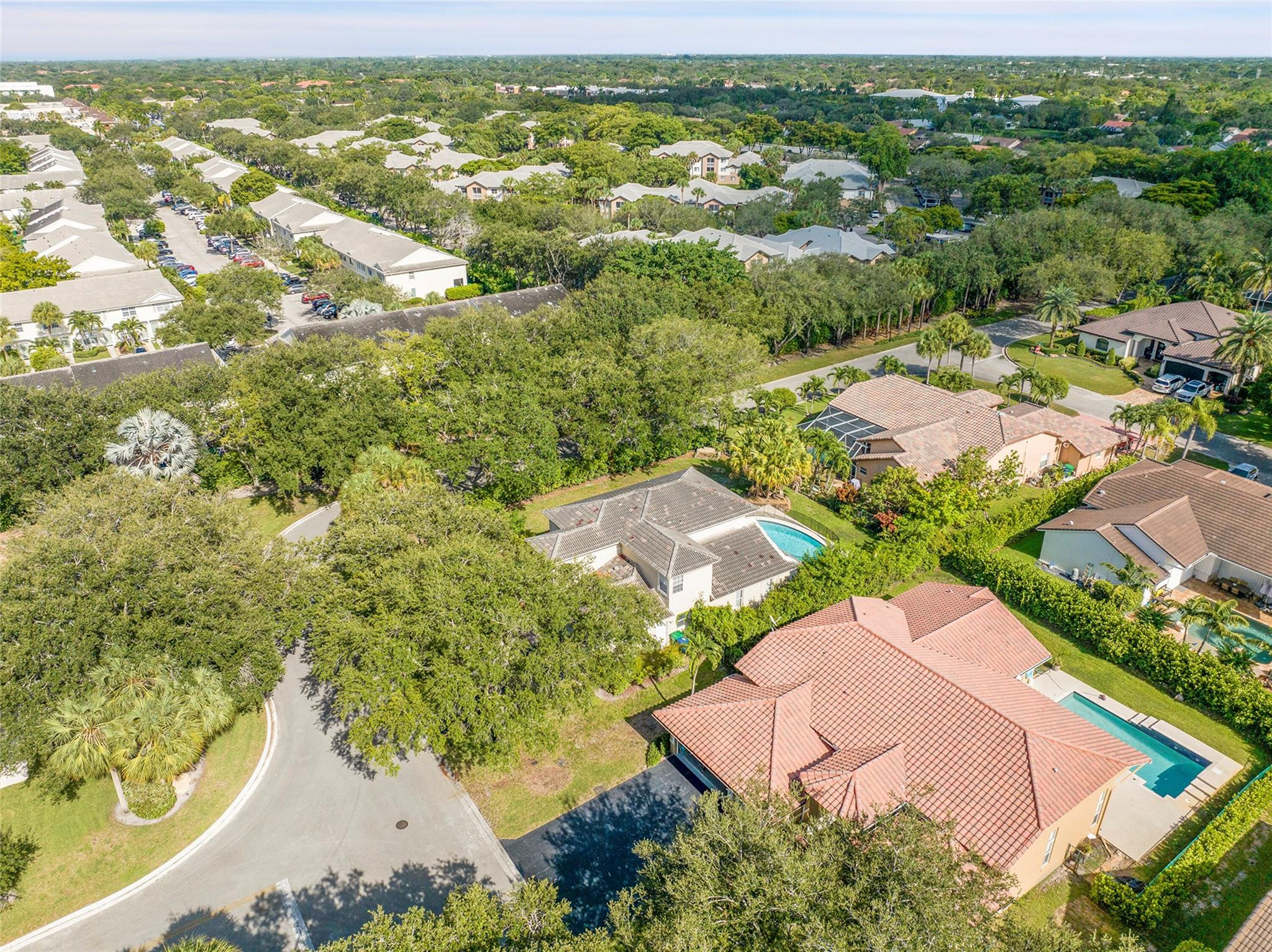 10004 NW 57th Pl