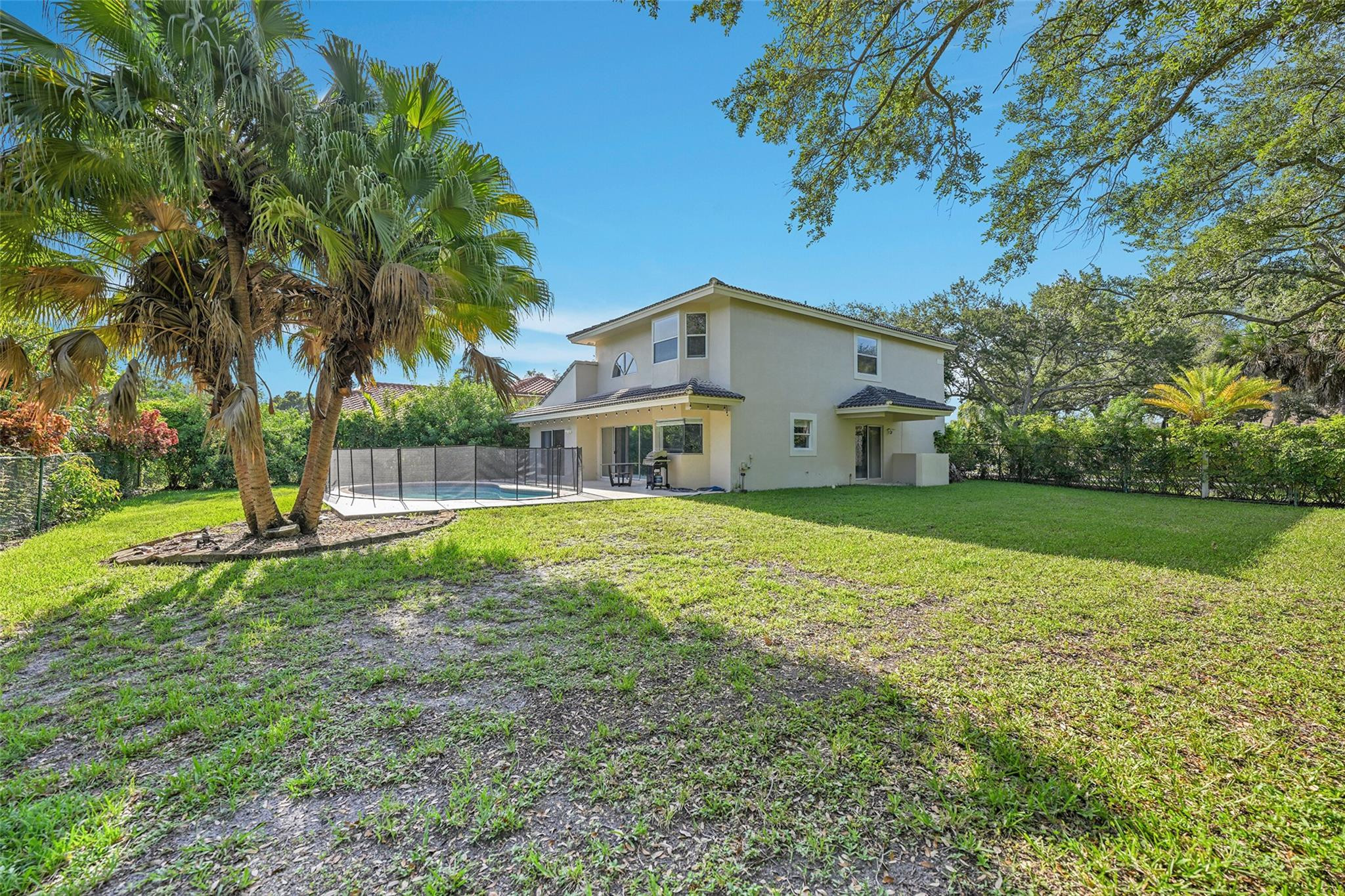 10004 NW 57th Pl