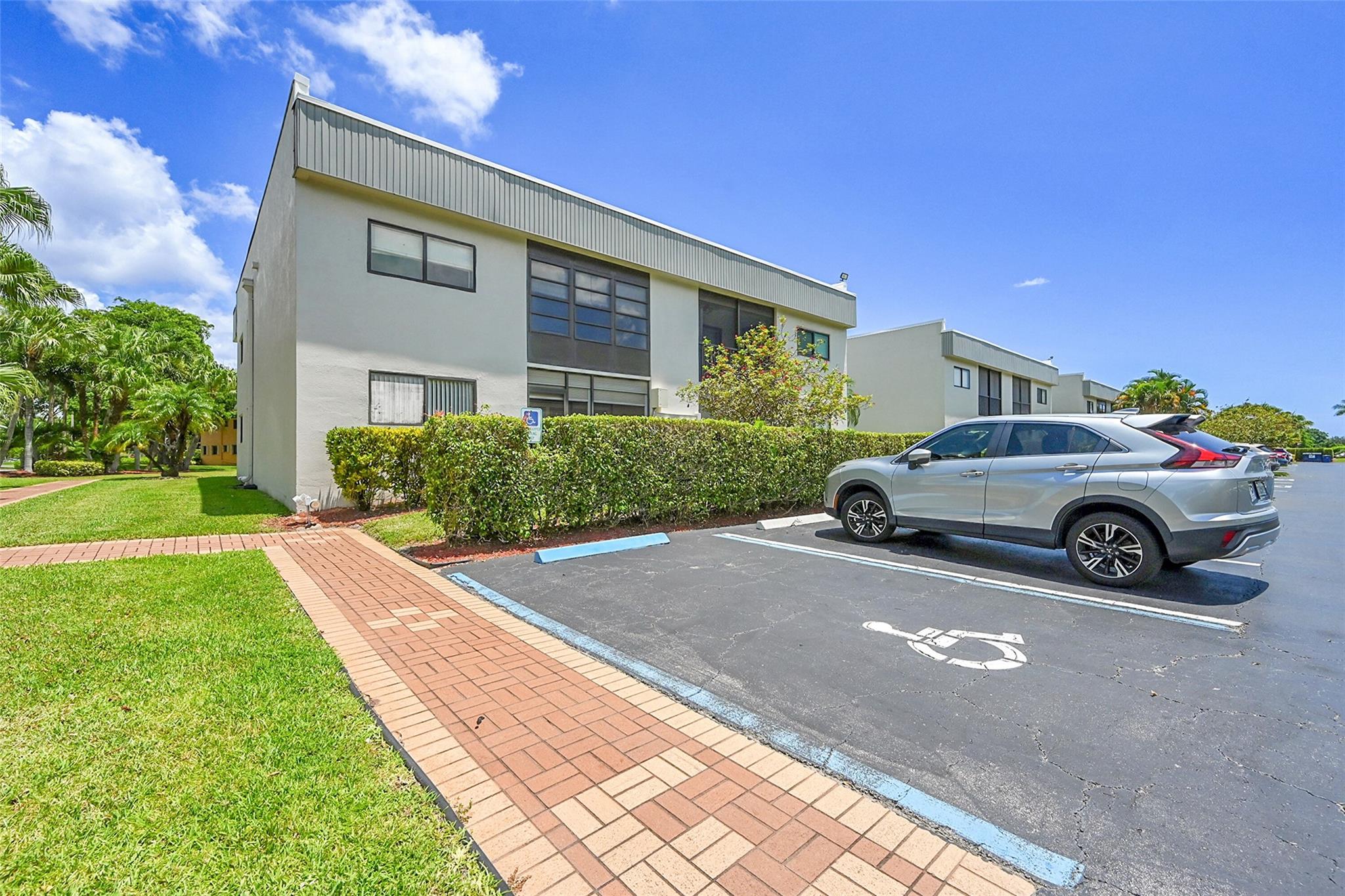 15450 Pembridge Avenue 178