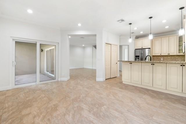 5611 NW 118th Dr 5611