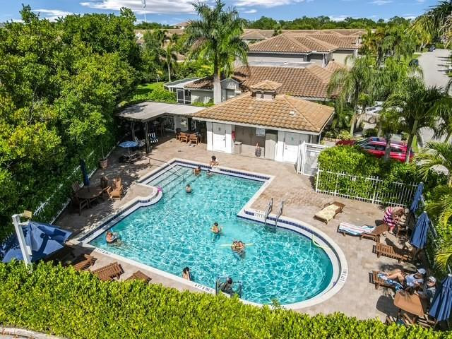 5611 NW 118th Dr 5611