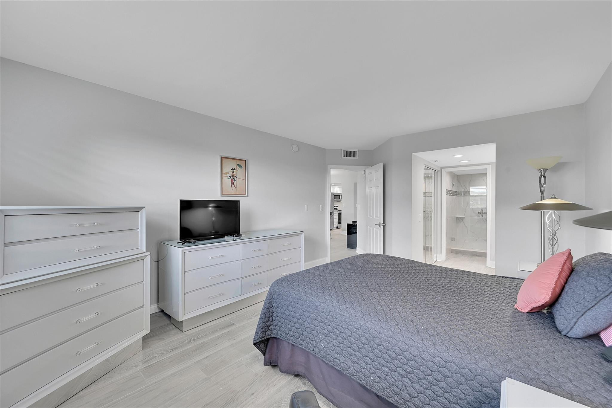 1701 Andros Isle G4