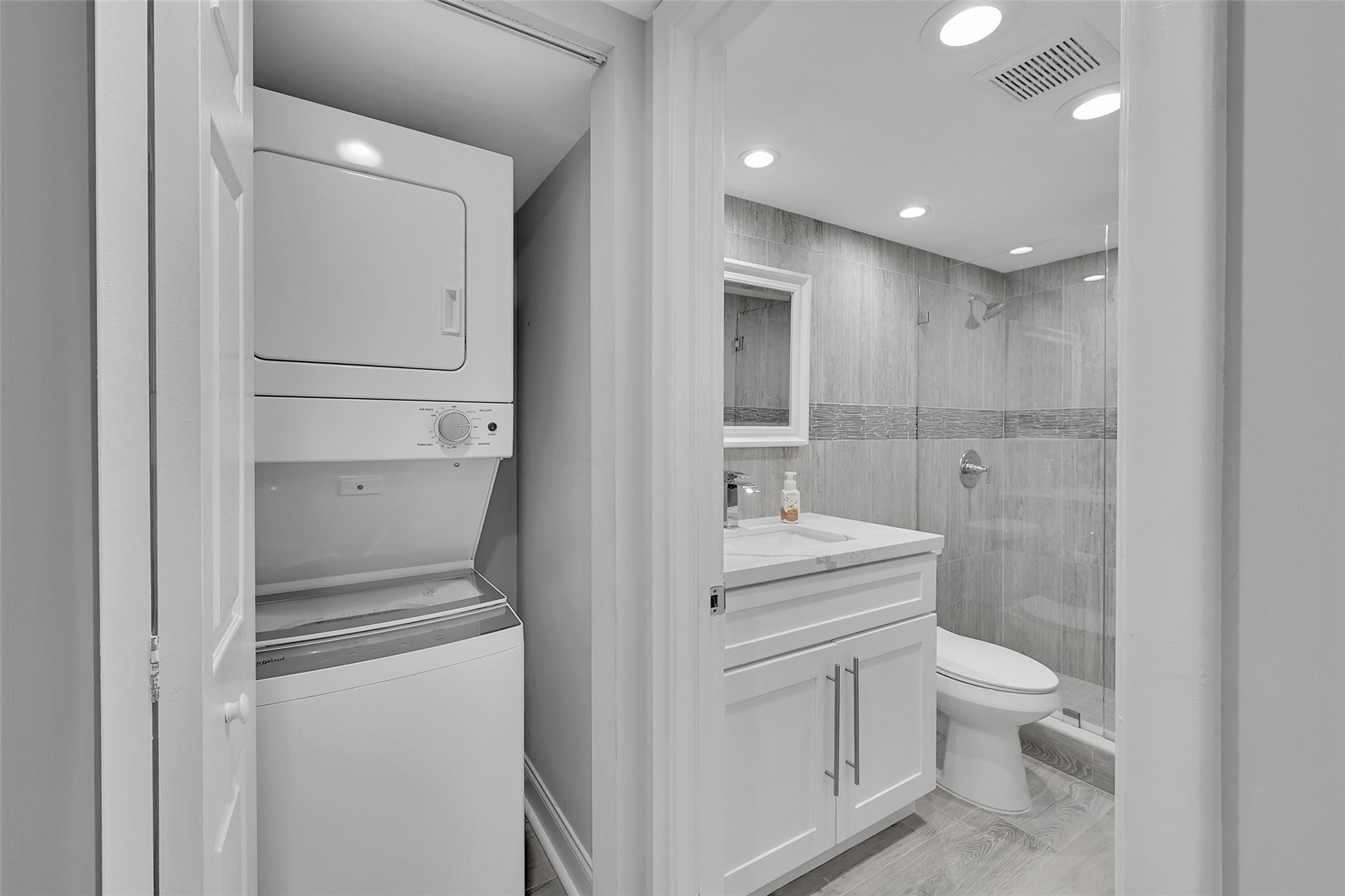 1701 Andros Isle G4
