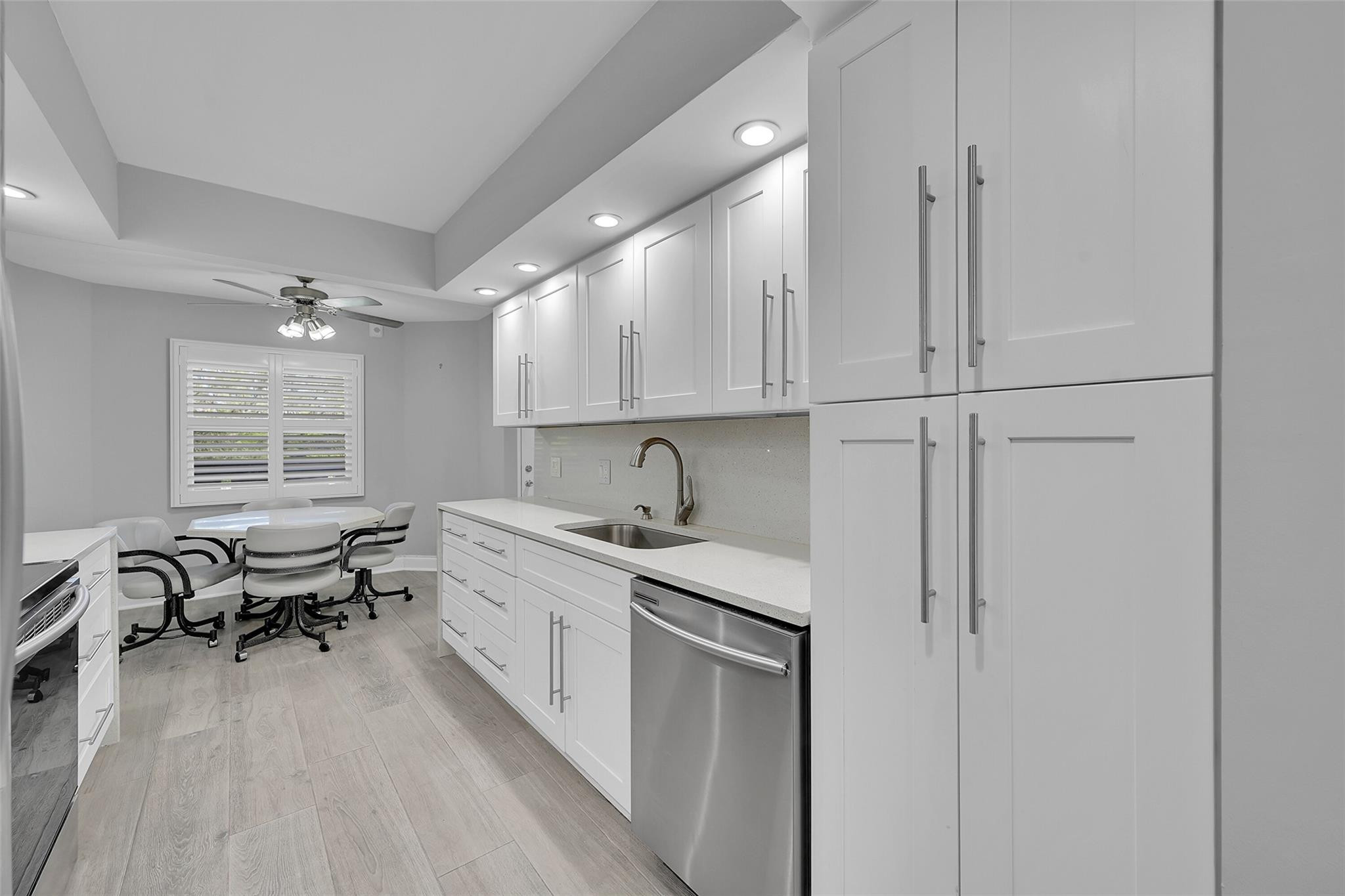 1701 Andros Isle G4