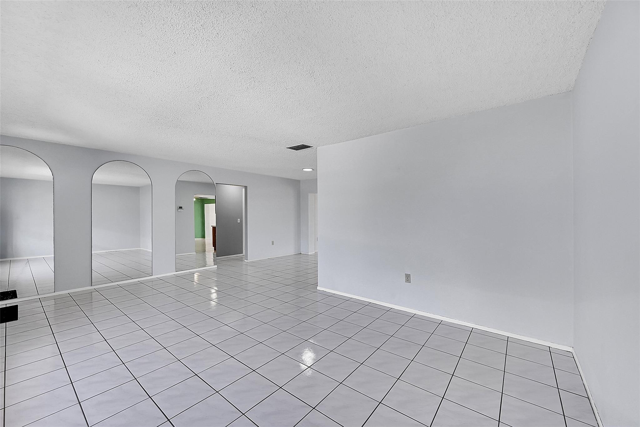 9060 NW 25th St