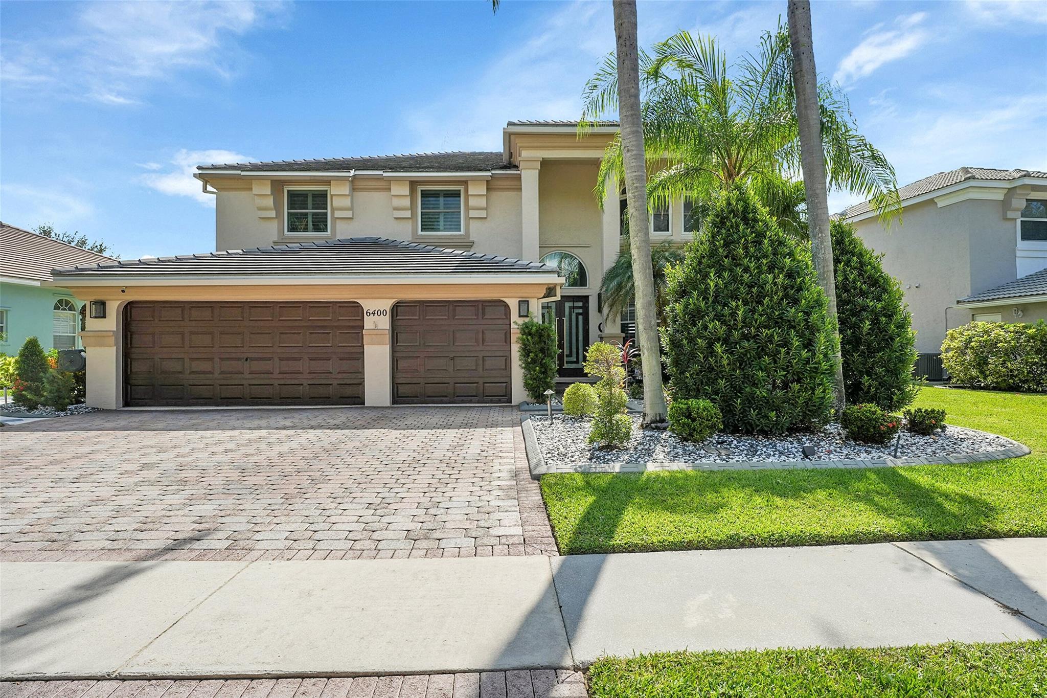 6400 Stonehurst Circle
