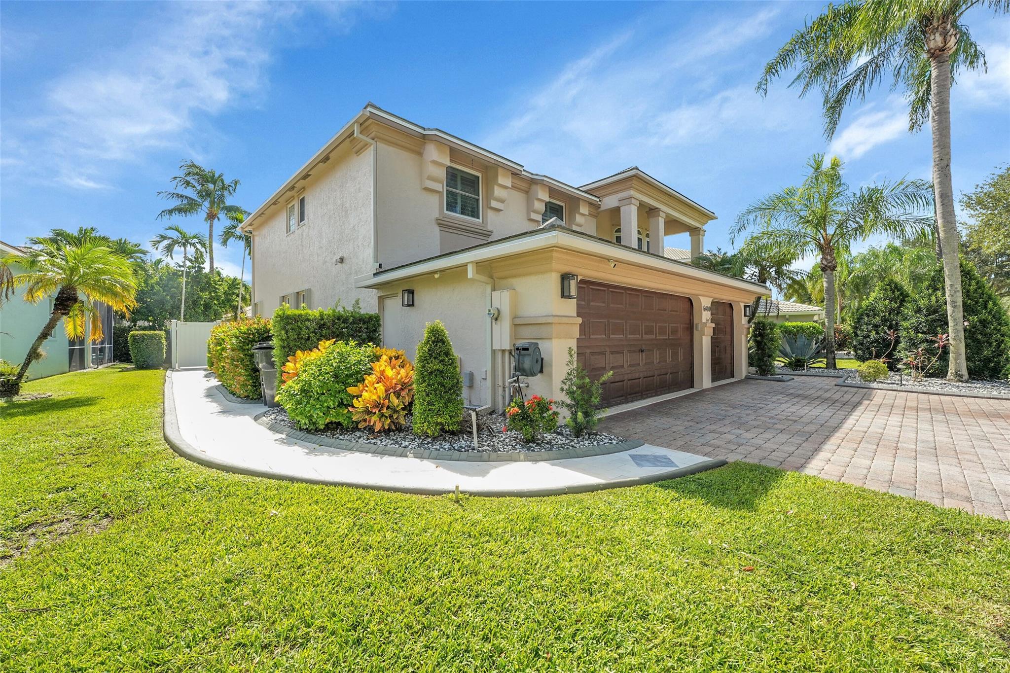 6400 Stonehurst Circle