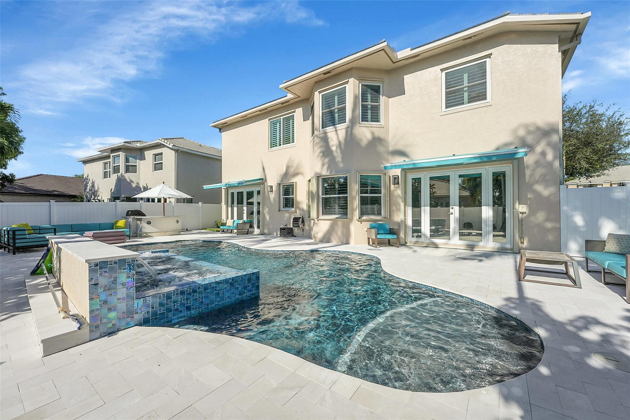 6400 Stonehurst Circle